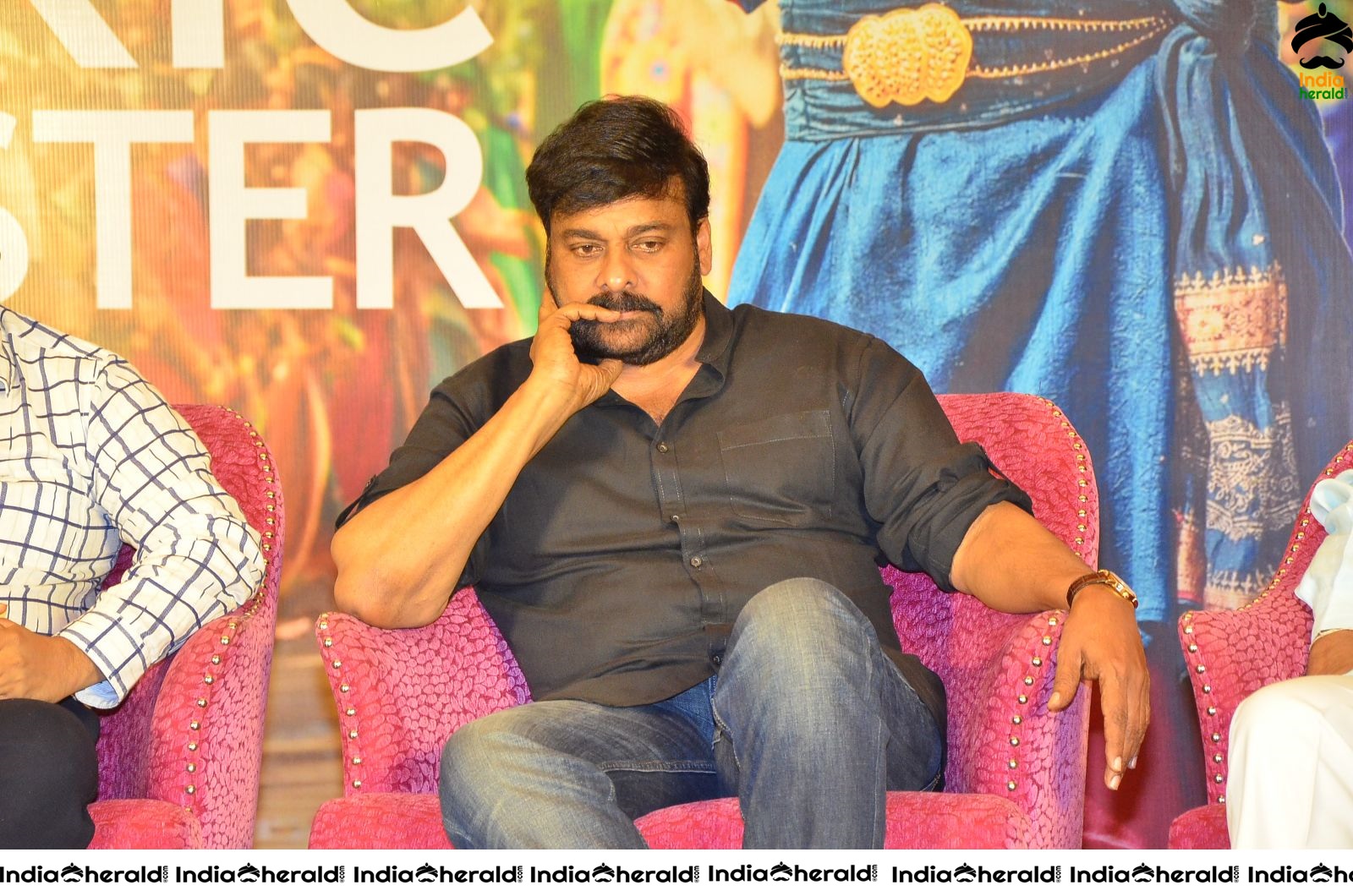 Chiranjeevi looking Dashing at Sye Raa Success Meet Set 3