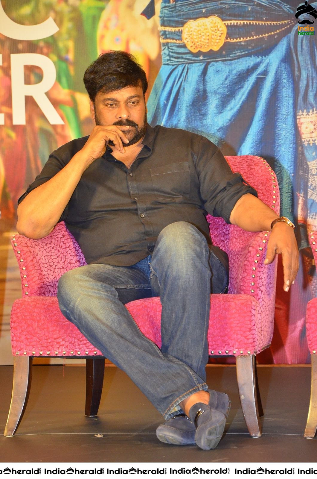 Chiranjeevi looking Dashing at Sye Raa Success Meet Set 3