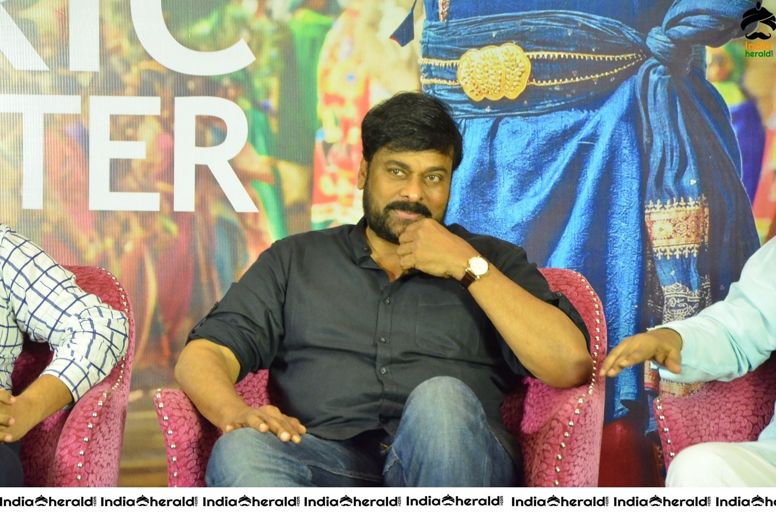 Chiranjeevi looking Dashing at Sye Raa Success Meet Set 4