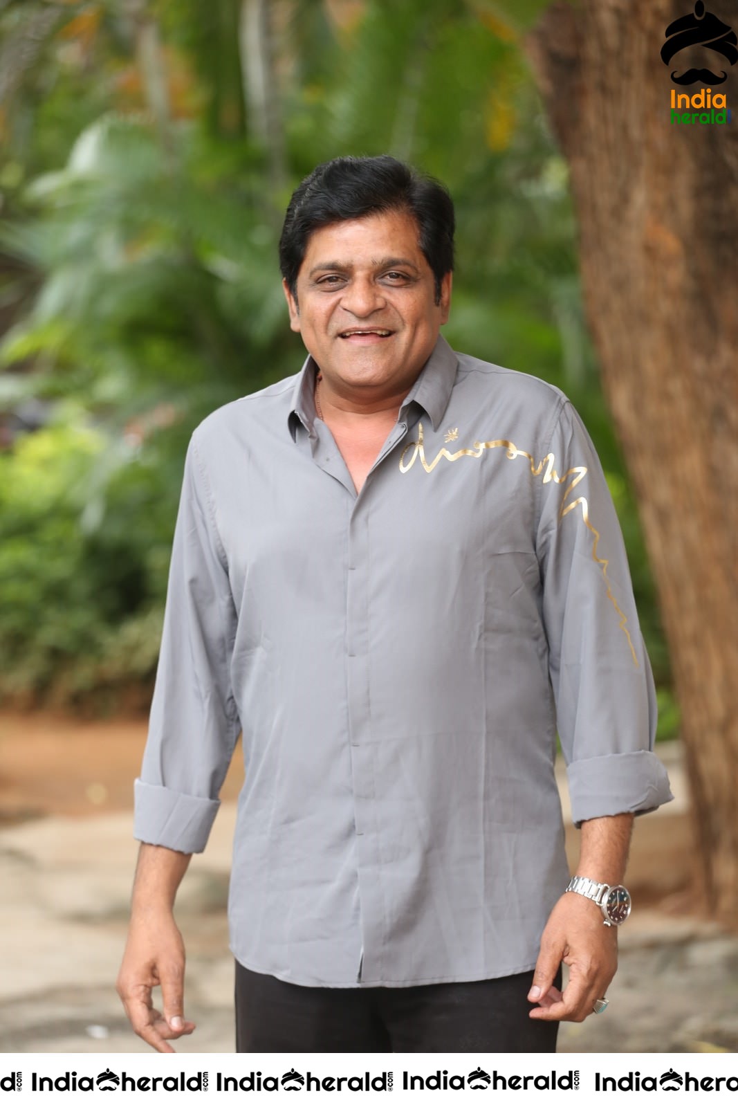 Comedy Actor Ali Looking Smart in these Clicks Set 1