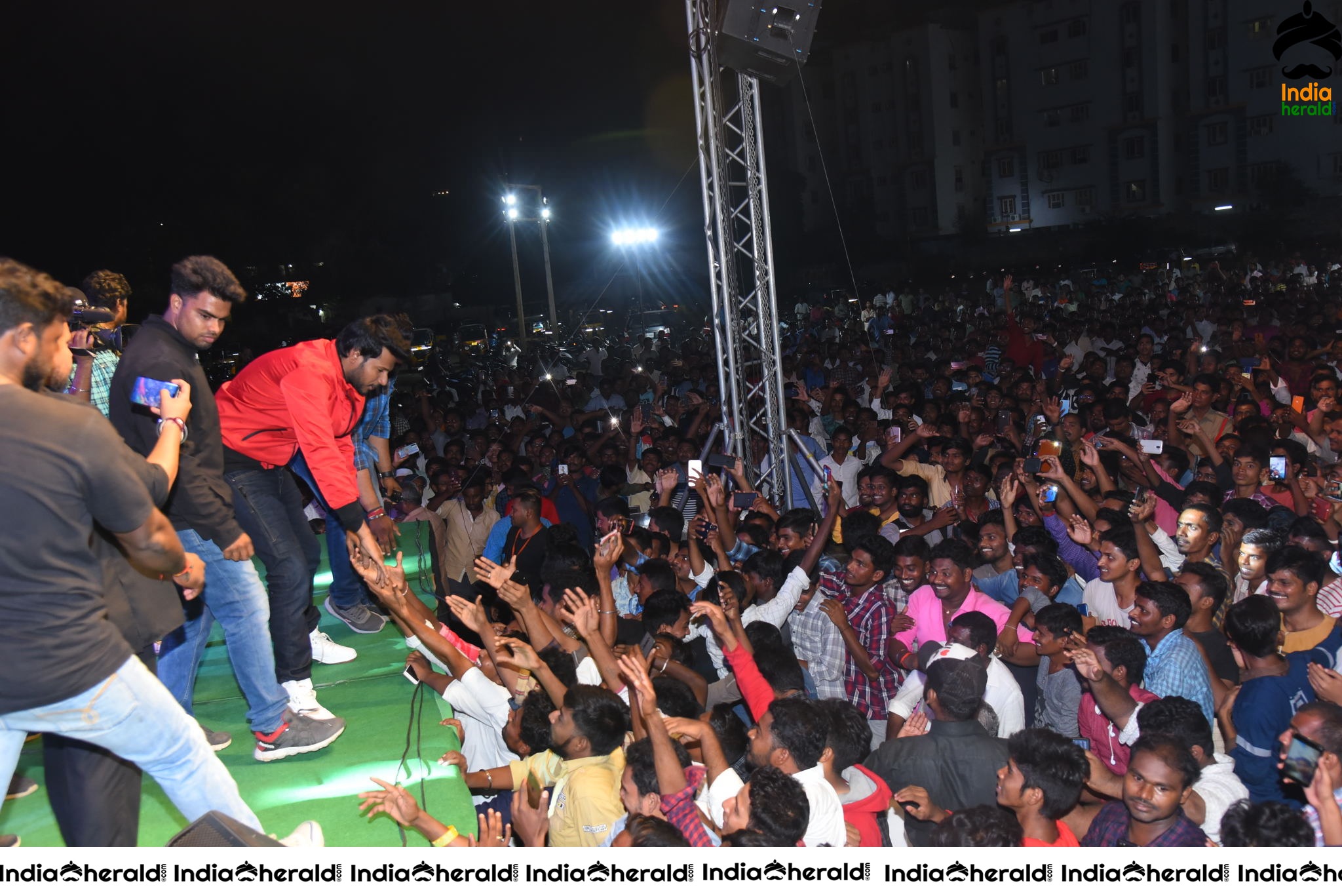 Crowd Mobbed Actor Sundeep Kishan for Taking Selfies Set 1