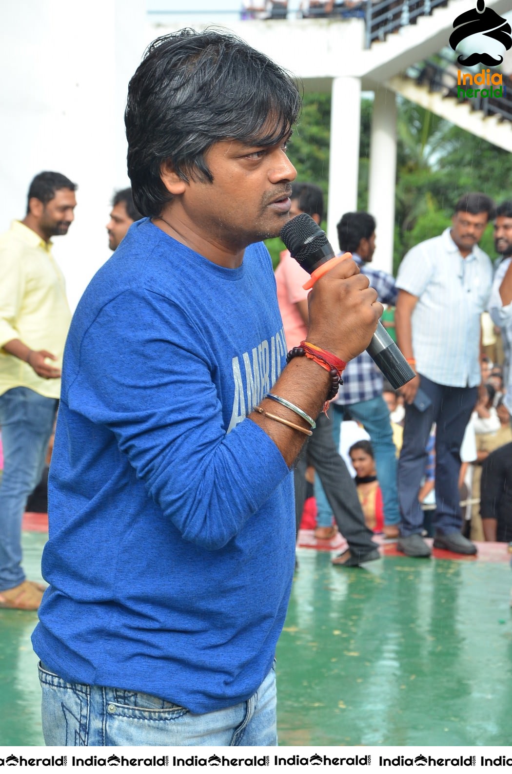 Director Harish Shankar at Vijayawada VVIT College