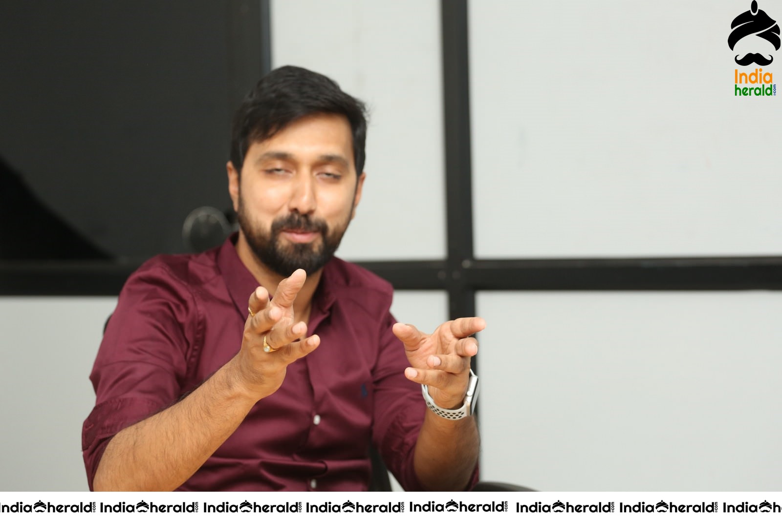 Director K S Ravindra Bobby Stills Set 1