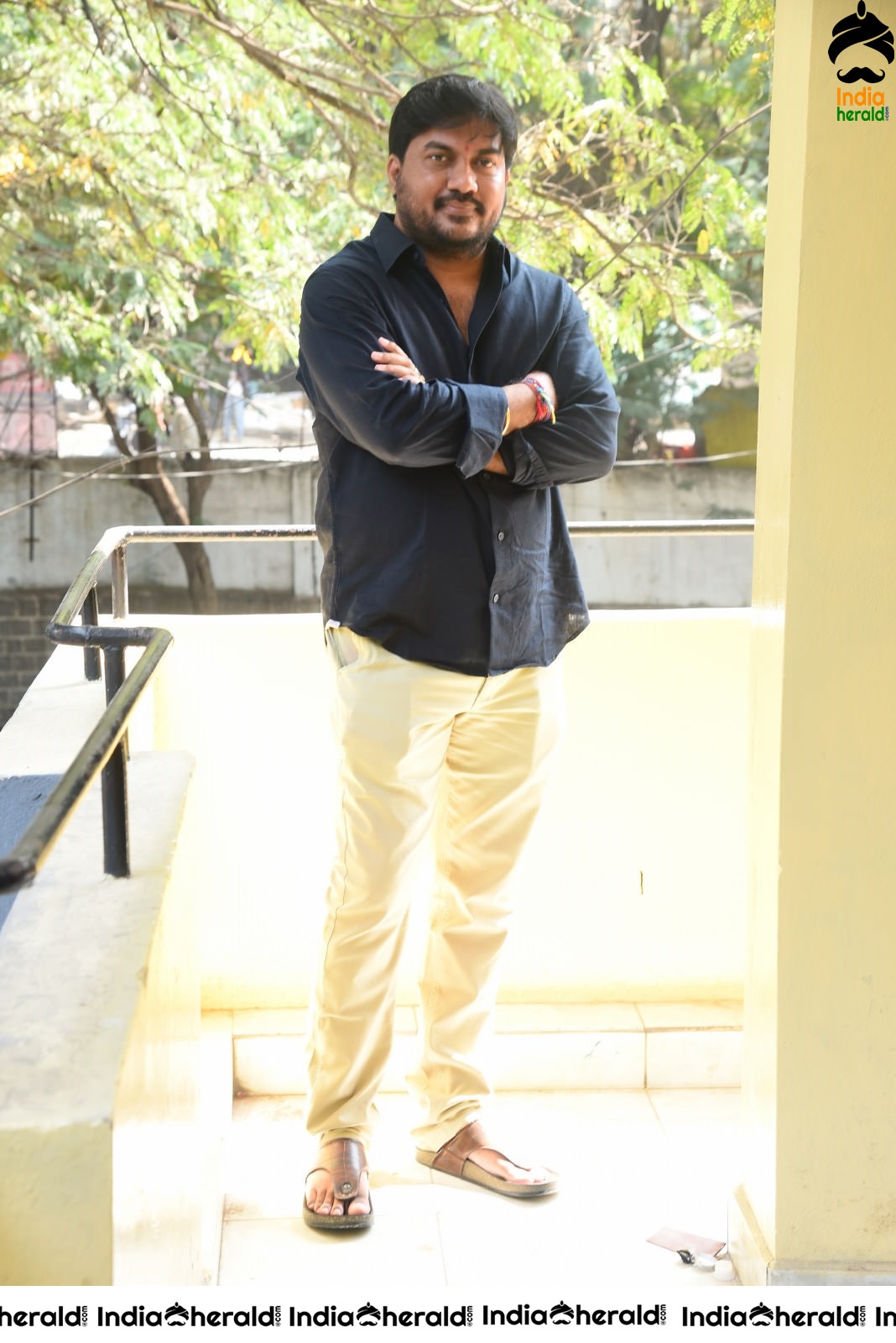 Director Krishna Vijay Latest Photos in Black costume