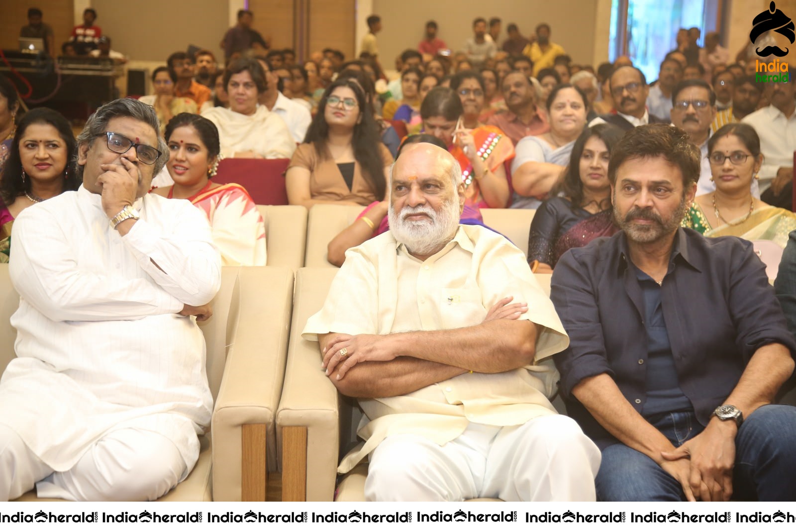 Director Raghavendra Rao and Actor Victory Venkatesh Spotted Together Set 1