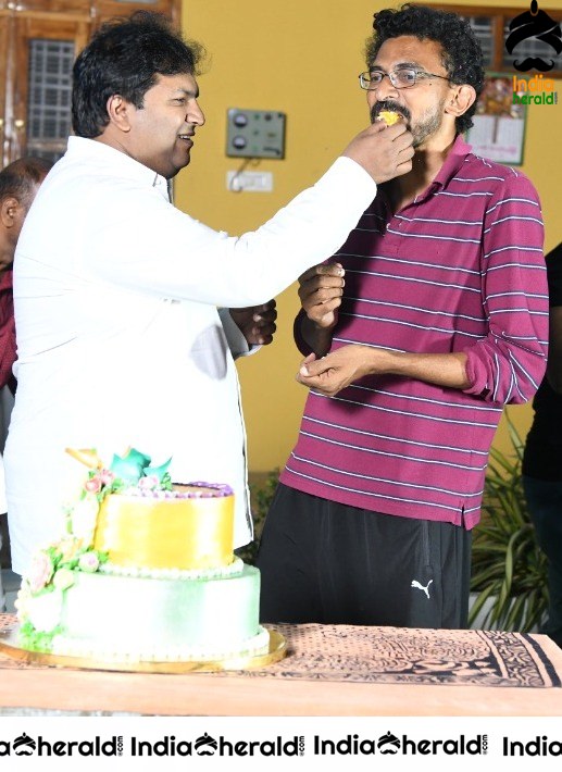 Director Shekar kammmula birthday celebrations on the location of Love story