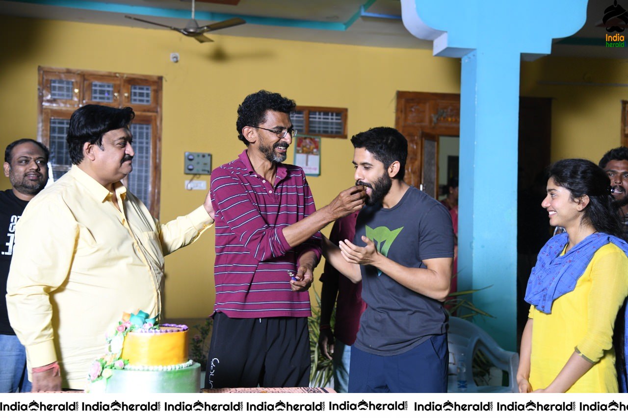 Director Shekar kammmula birthday celebrations on the location of Love story