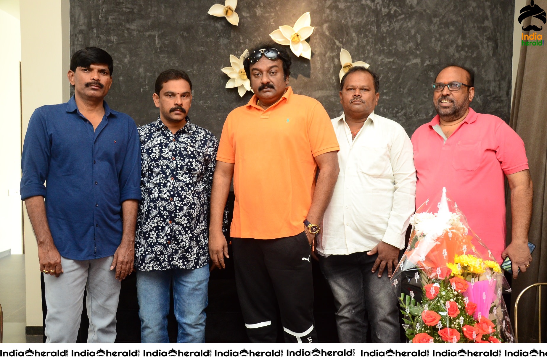 Director VV Vinayak releases Raja Narasimha Trailer