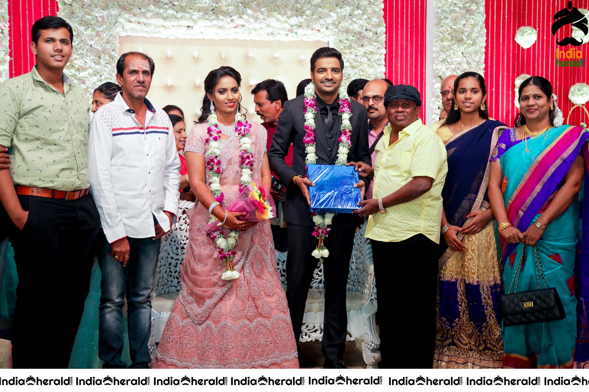 Famous Comedy Actor Sathish and Sindhu Wedding Stills Set 4