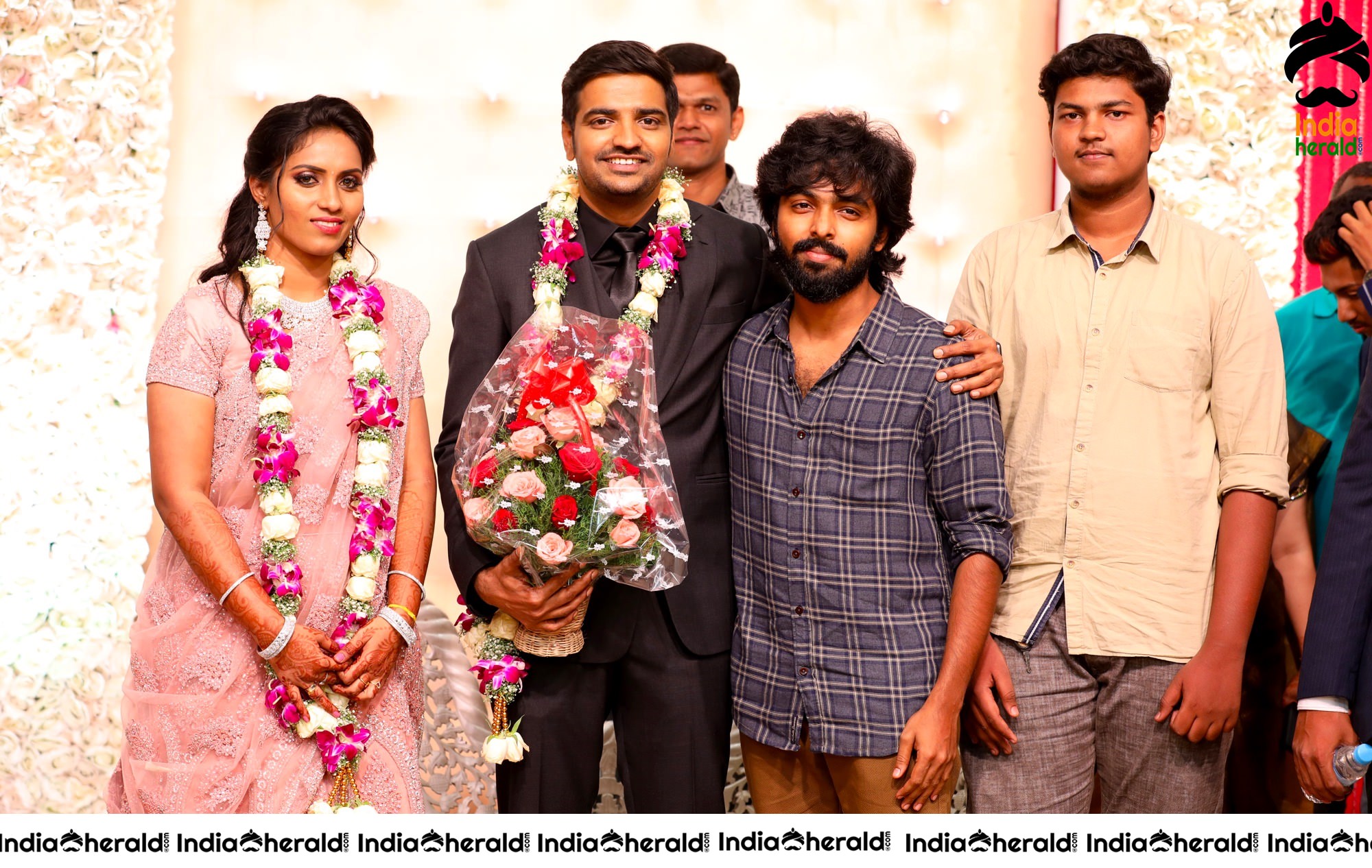 Famous Comedy Actor Sathish and Sindhu Wedding Stills Set 4