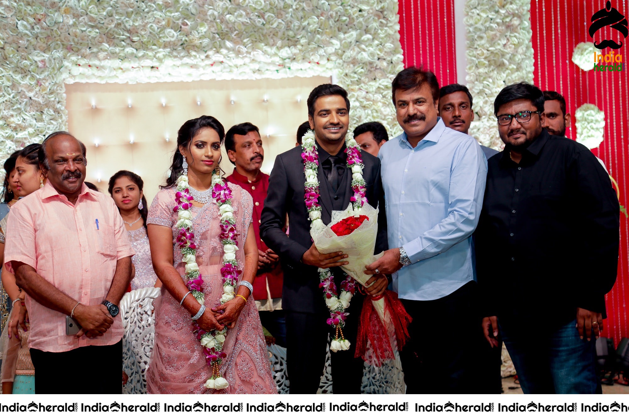 Famous Comedy Actor Sathish and Sindhu Wedding Stills Set 4