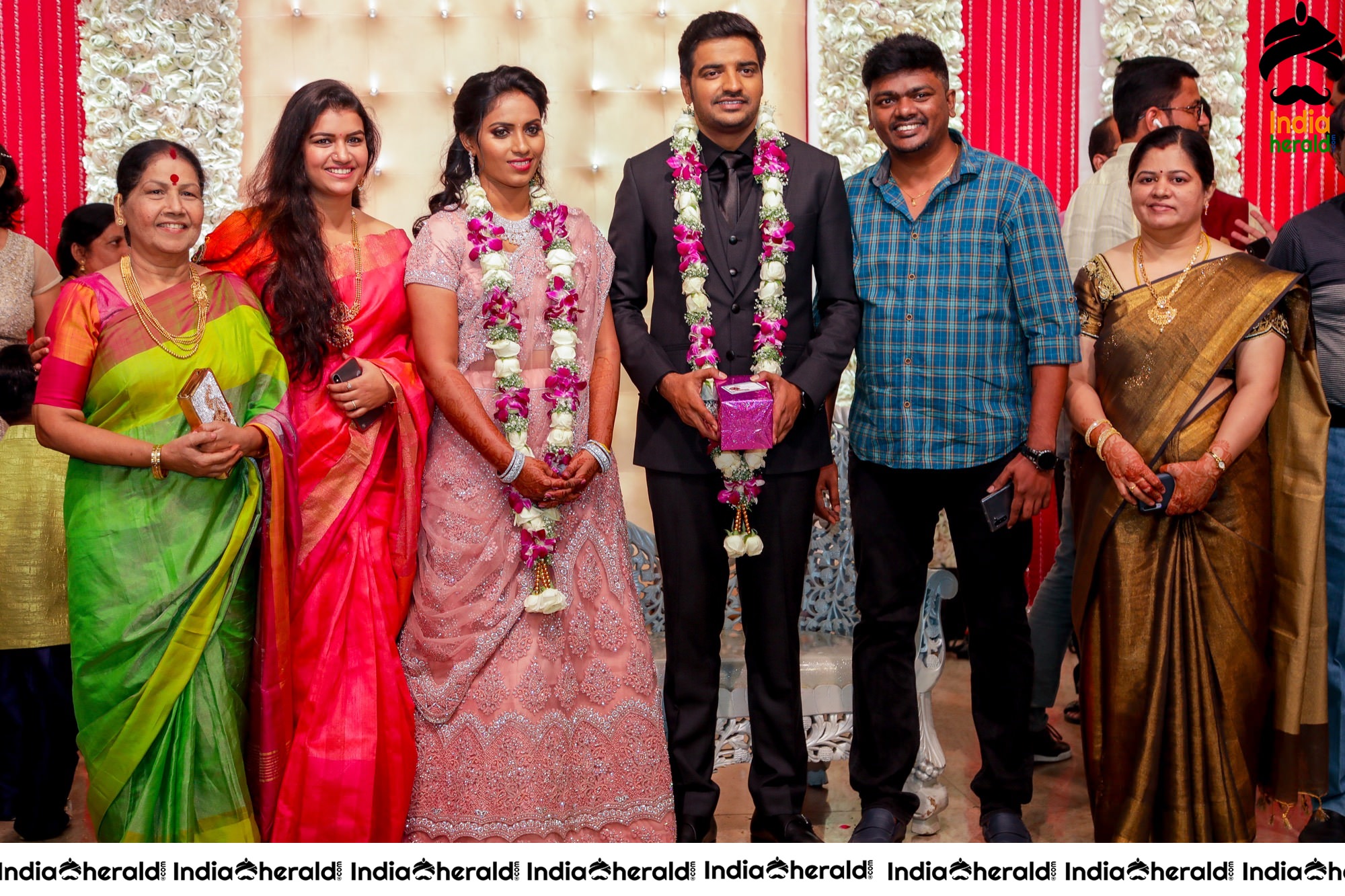 Famous Comedy Actor Sathish and Sindhu Wedding Stills Set 5