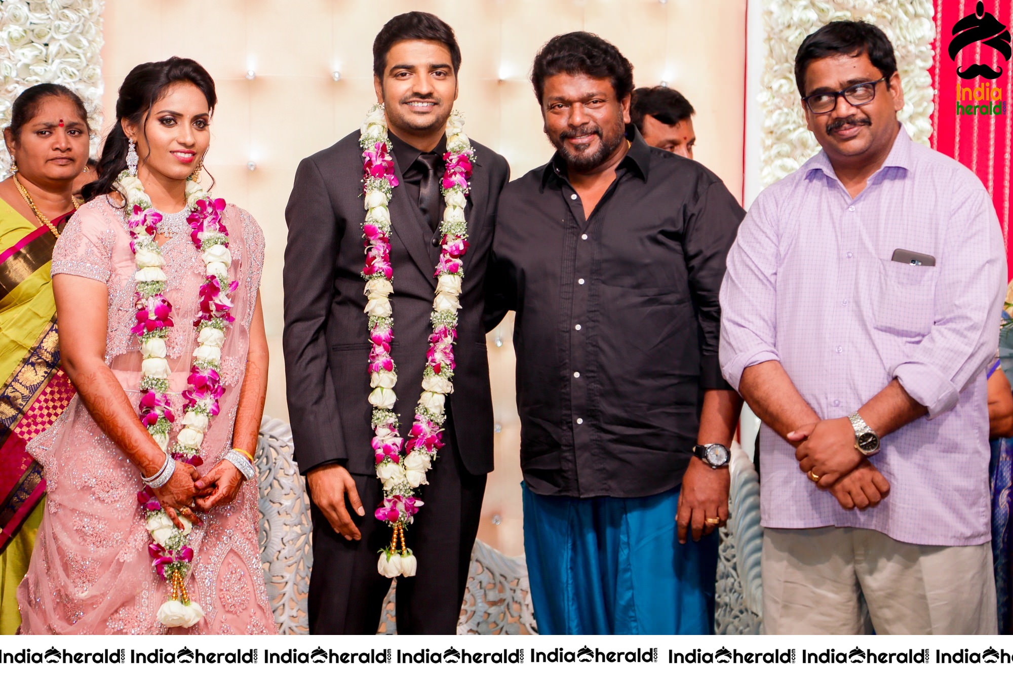 Famous Comedy Actor Sathish and Sindhu Wedding Stills Set 7