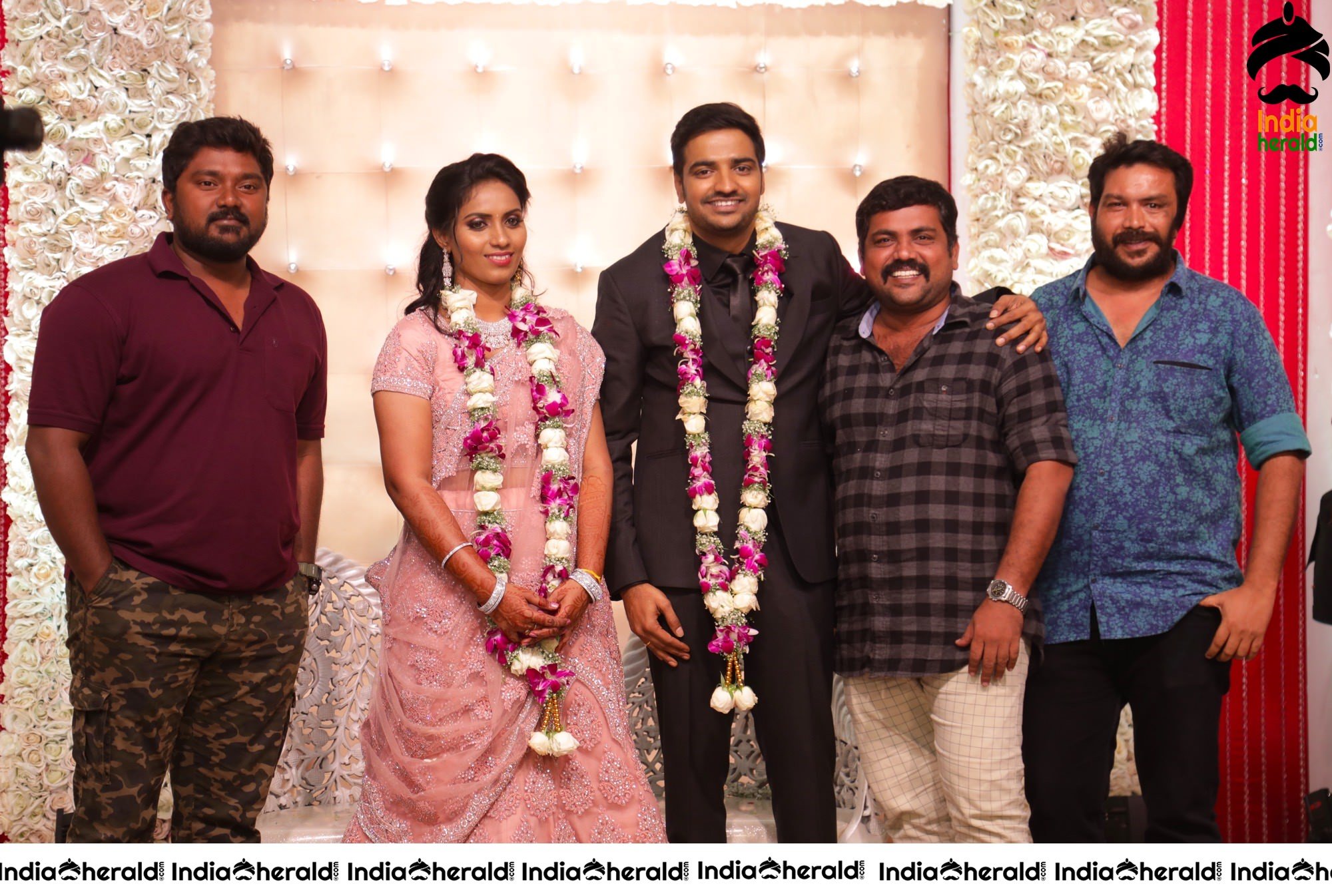 Famous Comedy Actor Sathish and Sindhu Wedding Stills Set 9