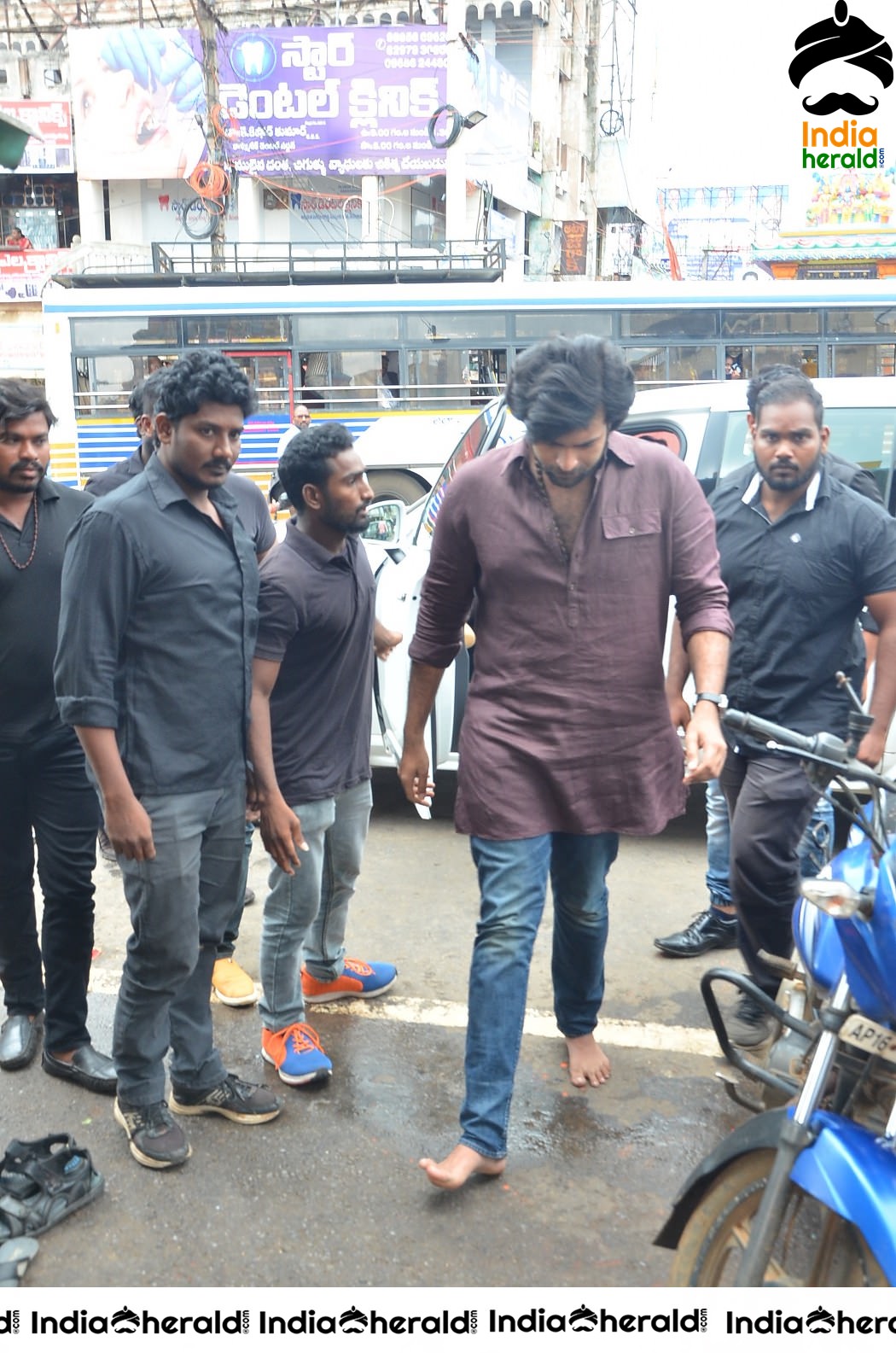 Gaddalakonda Ganesh At Hanuman Junction Set 1