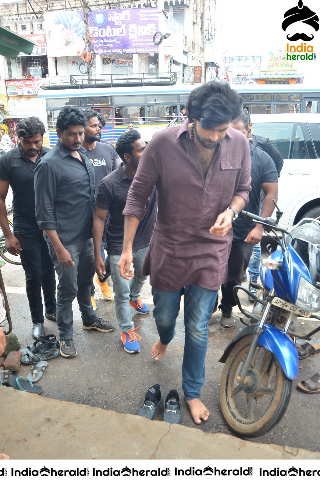 Gaddalakonda Ganesh At Hanuman Junction Set 1