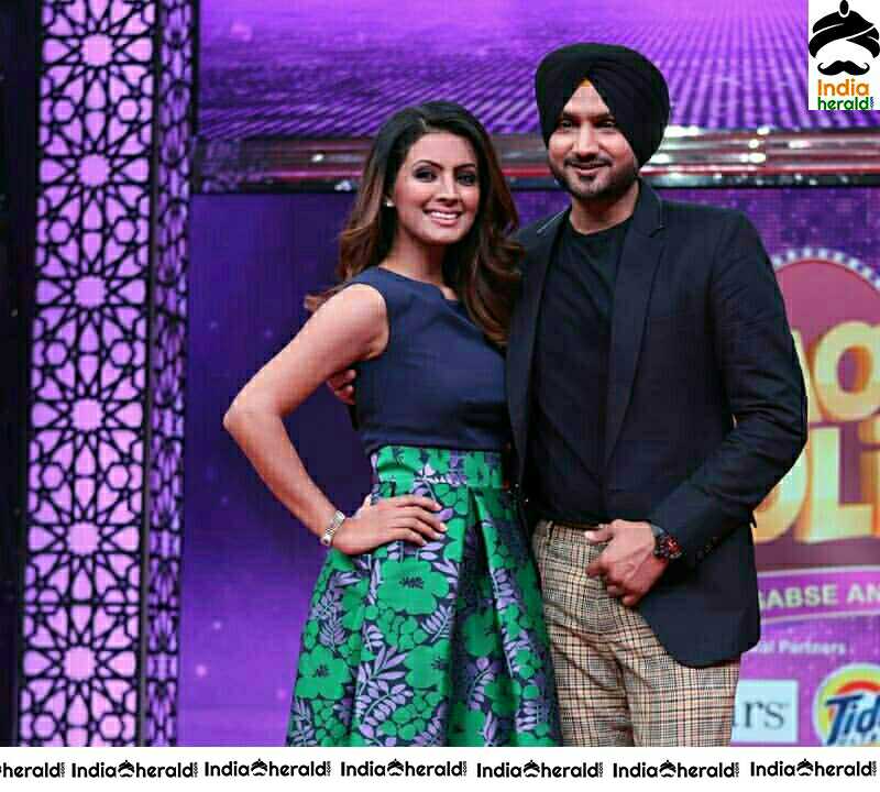 Harbhaja Singh Geeta Basra In The Sets Of Lagao Boli