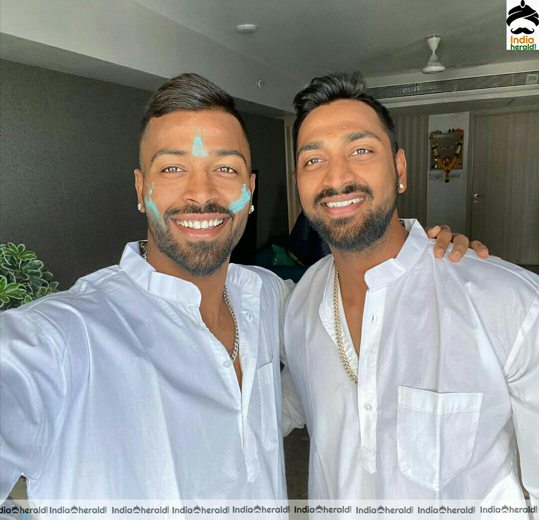 Hardik Pandya Holy Celebration Stills