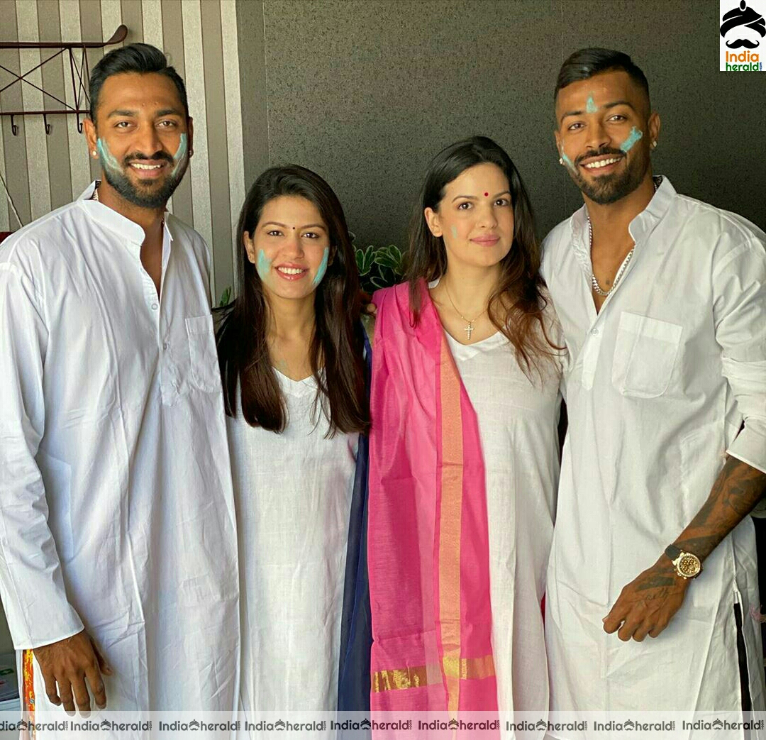 Hardik Pandya Holy Celebration Stills