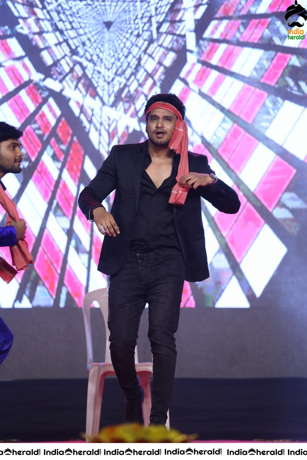 Hero Nikhil Siddhartha Sets the Stage on Fire with his Energetic Dance Set 1