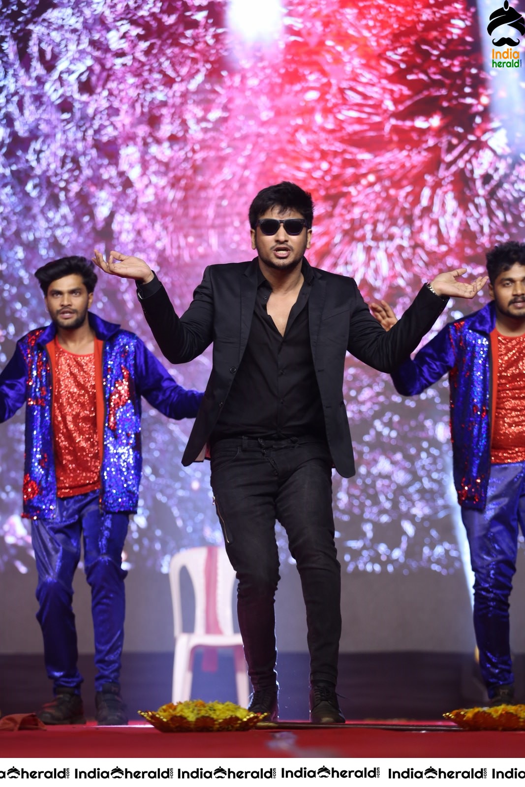 Hero Nikhil Siddhartha Sets the Stage on Fire with his Energetic Dance Set 1