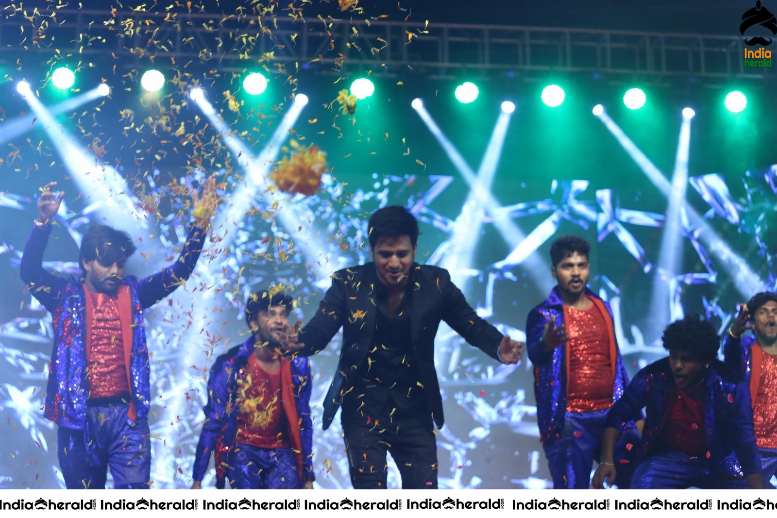 Hero Nikhil Siddhartha Sets the Stage on Fire with his Energetic Dance Set 2