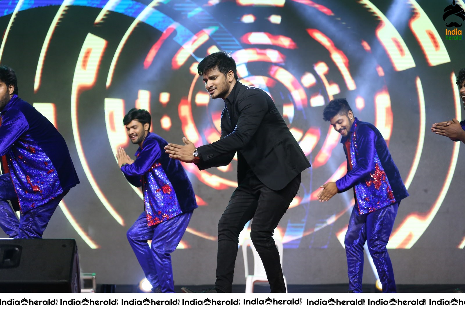 Hero Nikhil Siddhartha Sets the Stage on Fire with his Energetic Dance Set 2