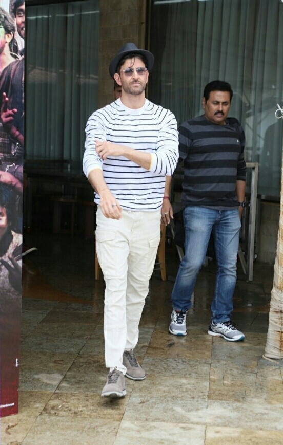 Hrithik Roshan At Promotions Of Super 30 In New Delhi