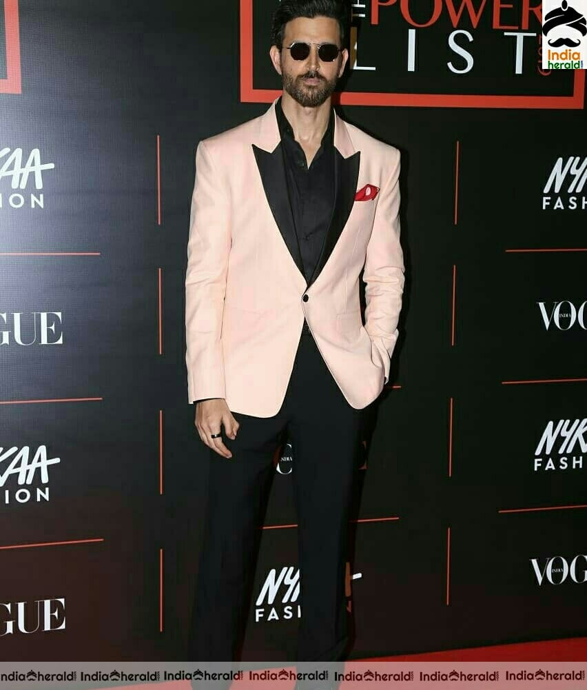 Hrithik Roshan HD Stills At Vogue Nykaa Power List Awards 2019