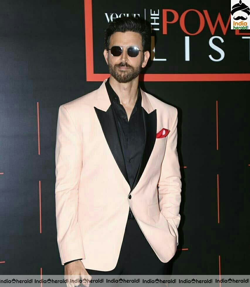 Hrithik Roshan HD Stills At Vogue Nykaa Power List Awards 2019