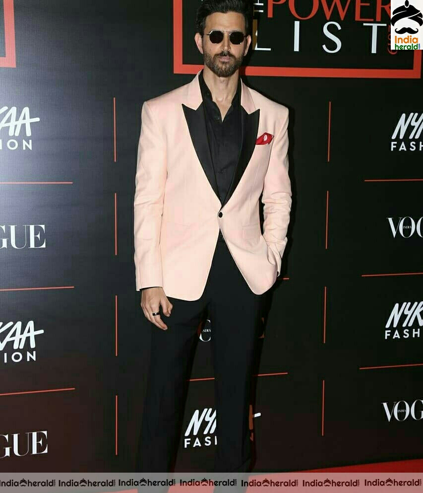 Hrithik Roshan HD Stills At Vogue Nykaa Power List Awards 2019