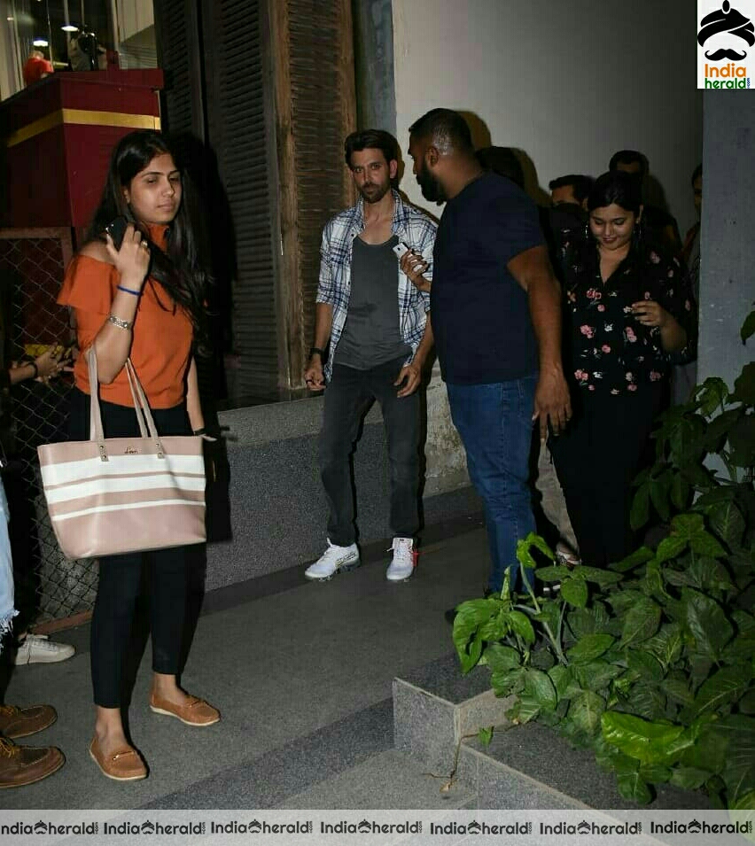 Hrithik Roshan Spotted Outside Bandra