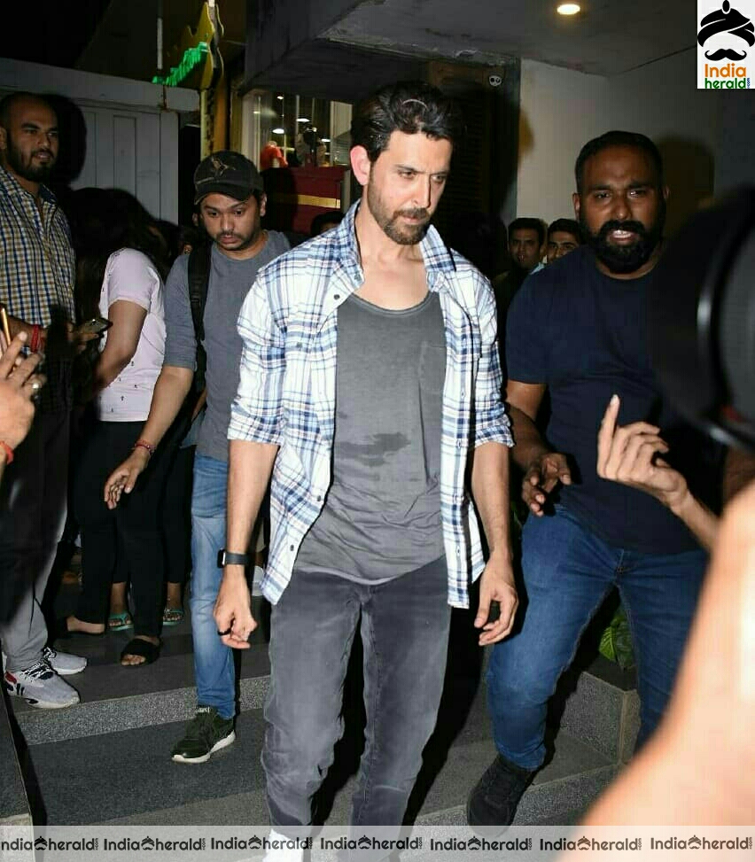 Hrithik Roshan Spotted Outside Bandra
