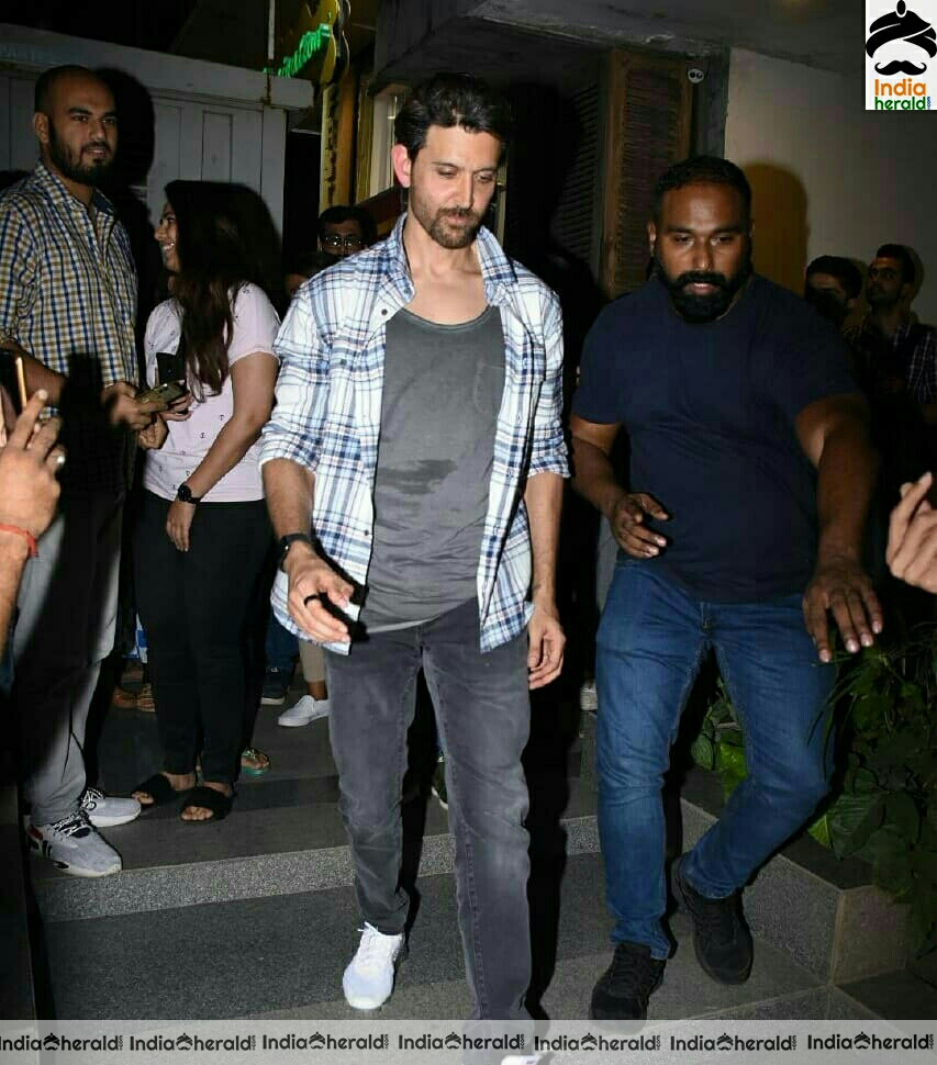 Hrithik Roshan Spotted Outside Bandra