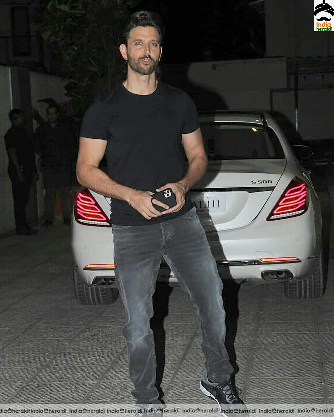 Hrithik Roshan Spotted Outside Juhu