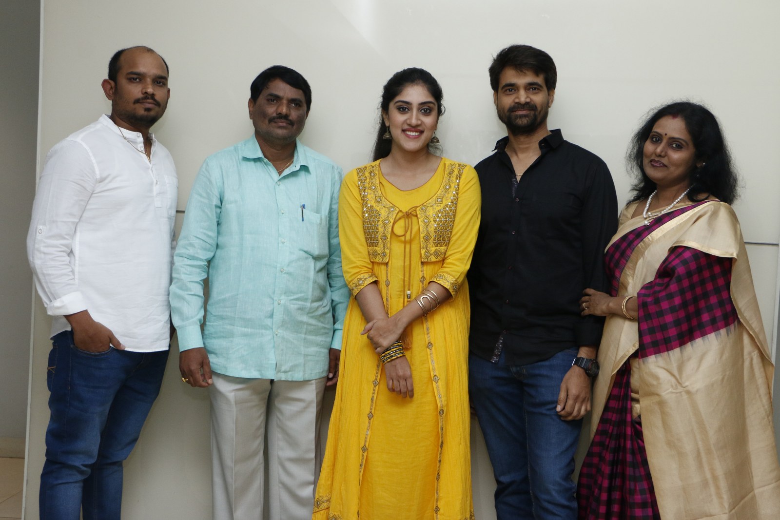 Hulchul Team Actors Group Photos