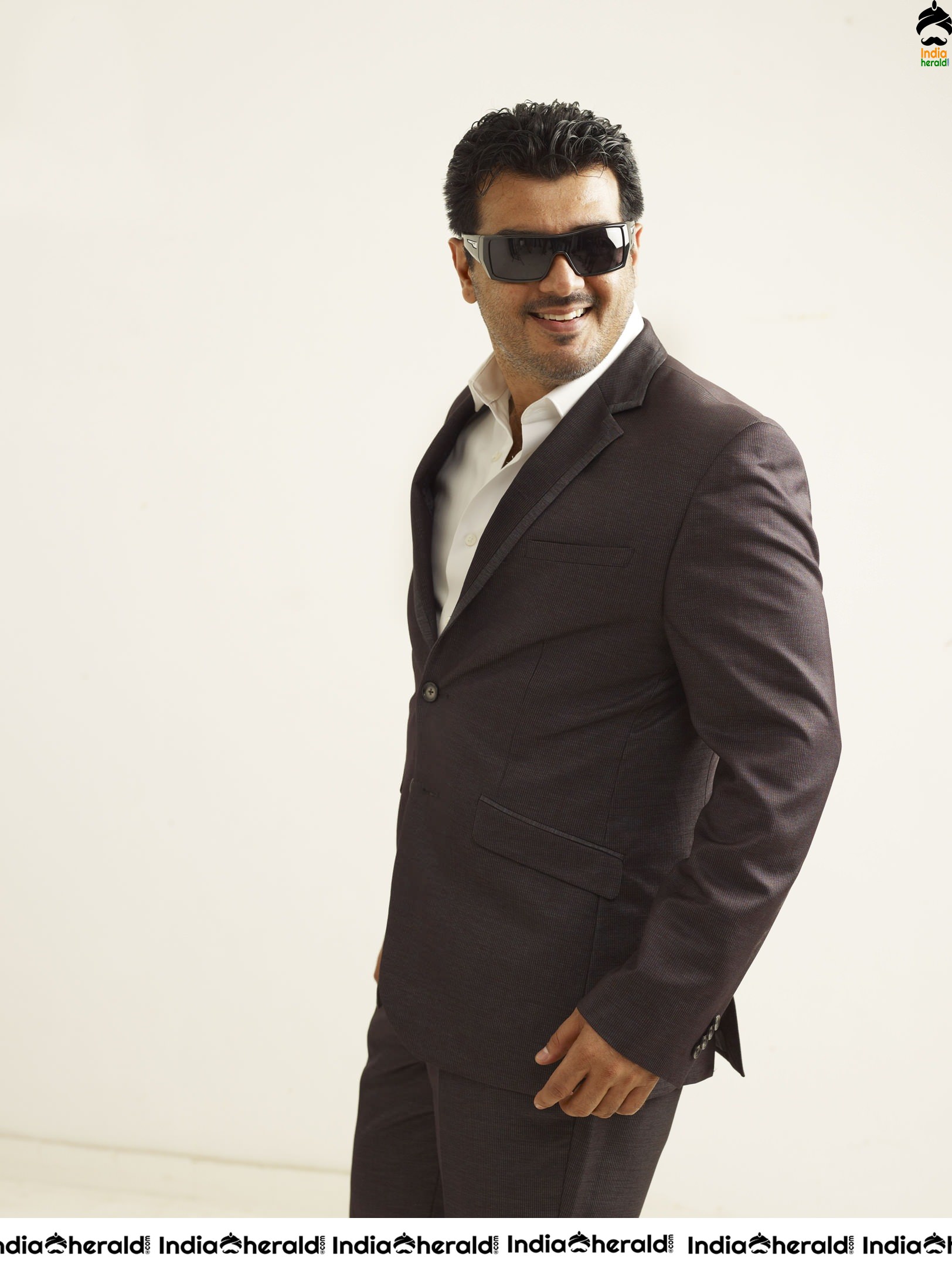 INDIA HERALD EXCLUSIVE Actor Ajith Unseen Stylish Photoshoot Stills as a Don Set 3