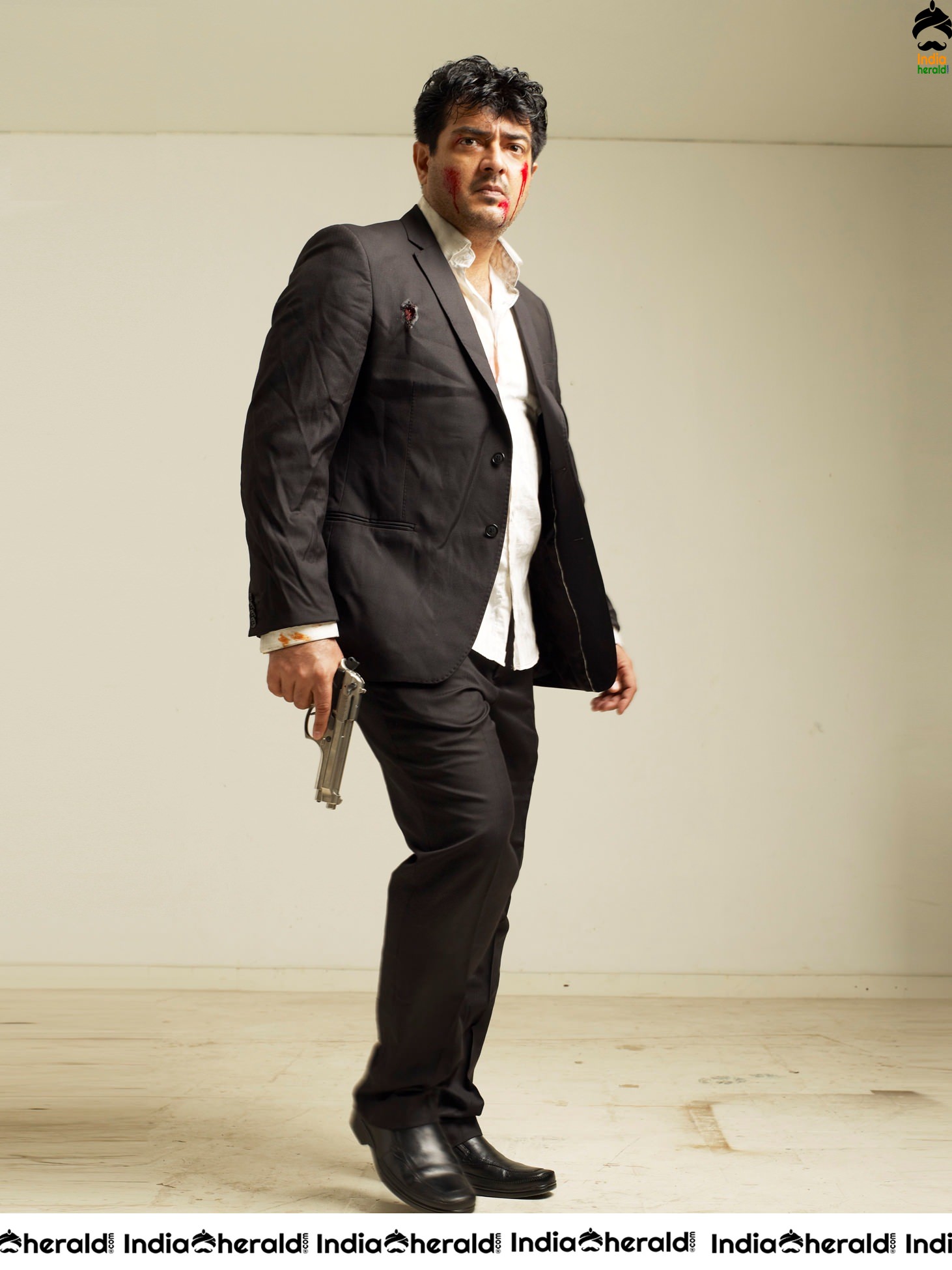 INDIA HERALD EXCLUSIVE Actor Ajith Unseen Stylish Photoshoot Stills as a Don Set 3