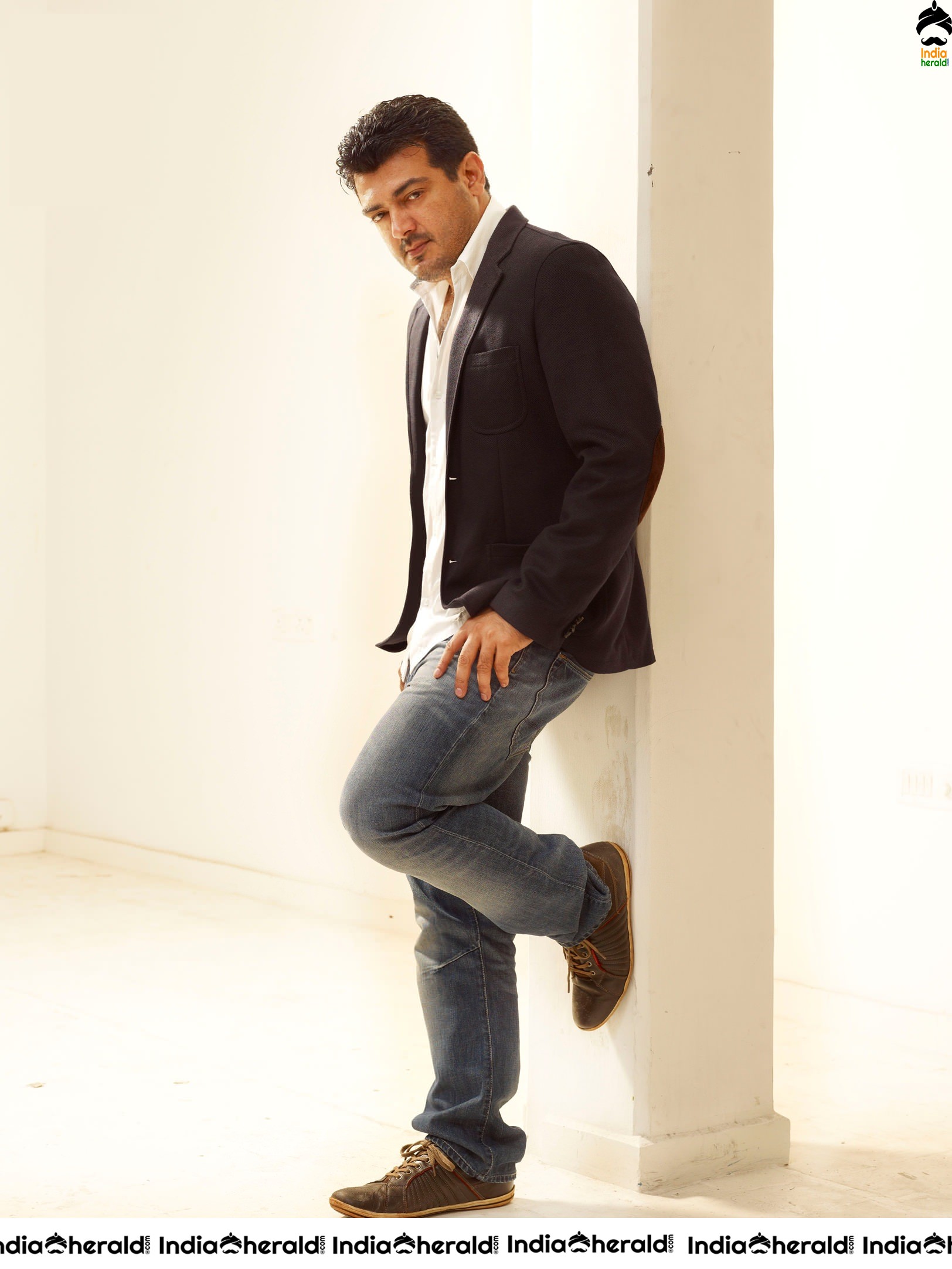 INDIA HERALD EXCLUSIVE Actor Ajith Unseen Stylish Photoshoot Stills as a Don Set 3