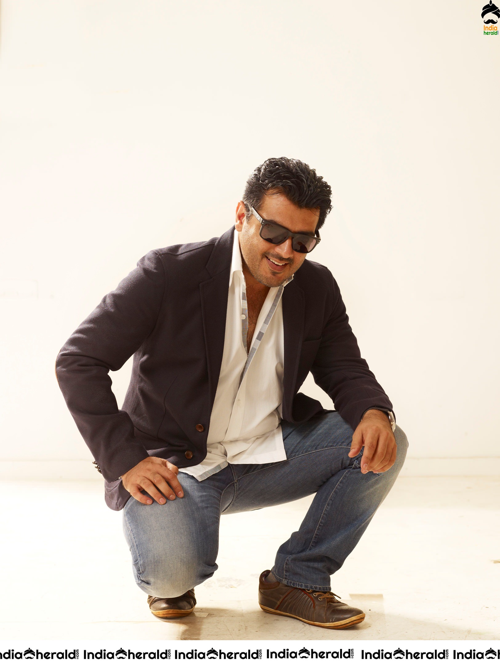 INDIA HERALD EXCLUSIVE Actor Ajith Unseen Stylish Photoshoot Stills as a Don Set 3