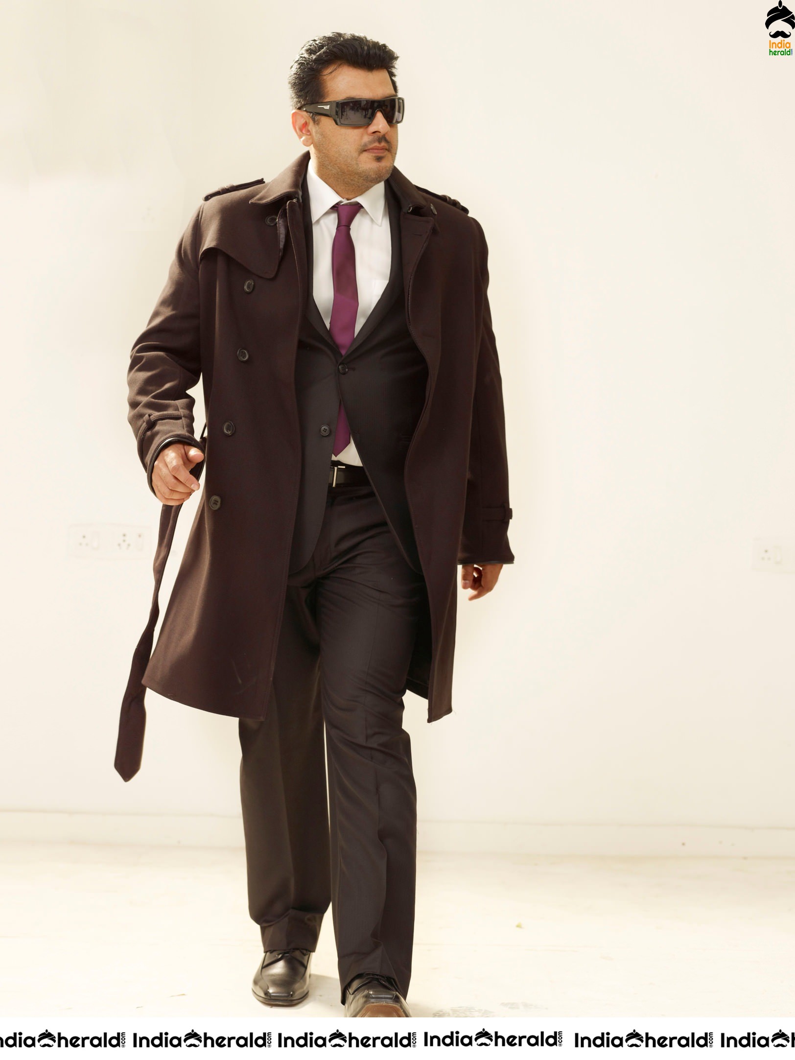 INDIA HERALD EXCLUSIVE Actor Ajith Unseen Stylish Photoshoot Stills as a Don Set 4