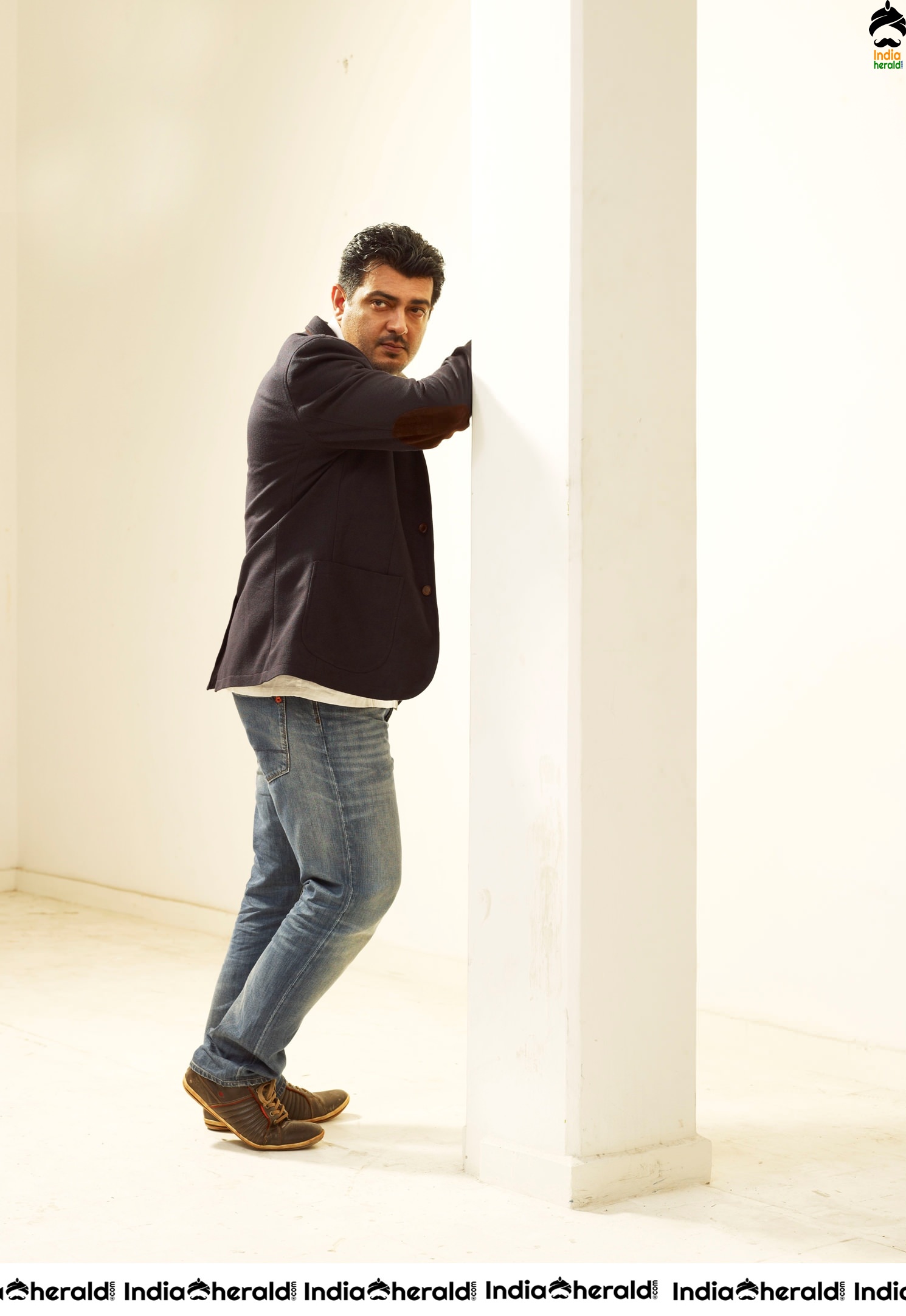 INDIA HERALD EXCLUSIVE Actor Ajith Unseen Stylish Photoshoot Stills as a Don Set 4