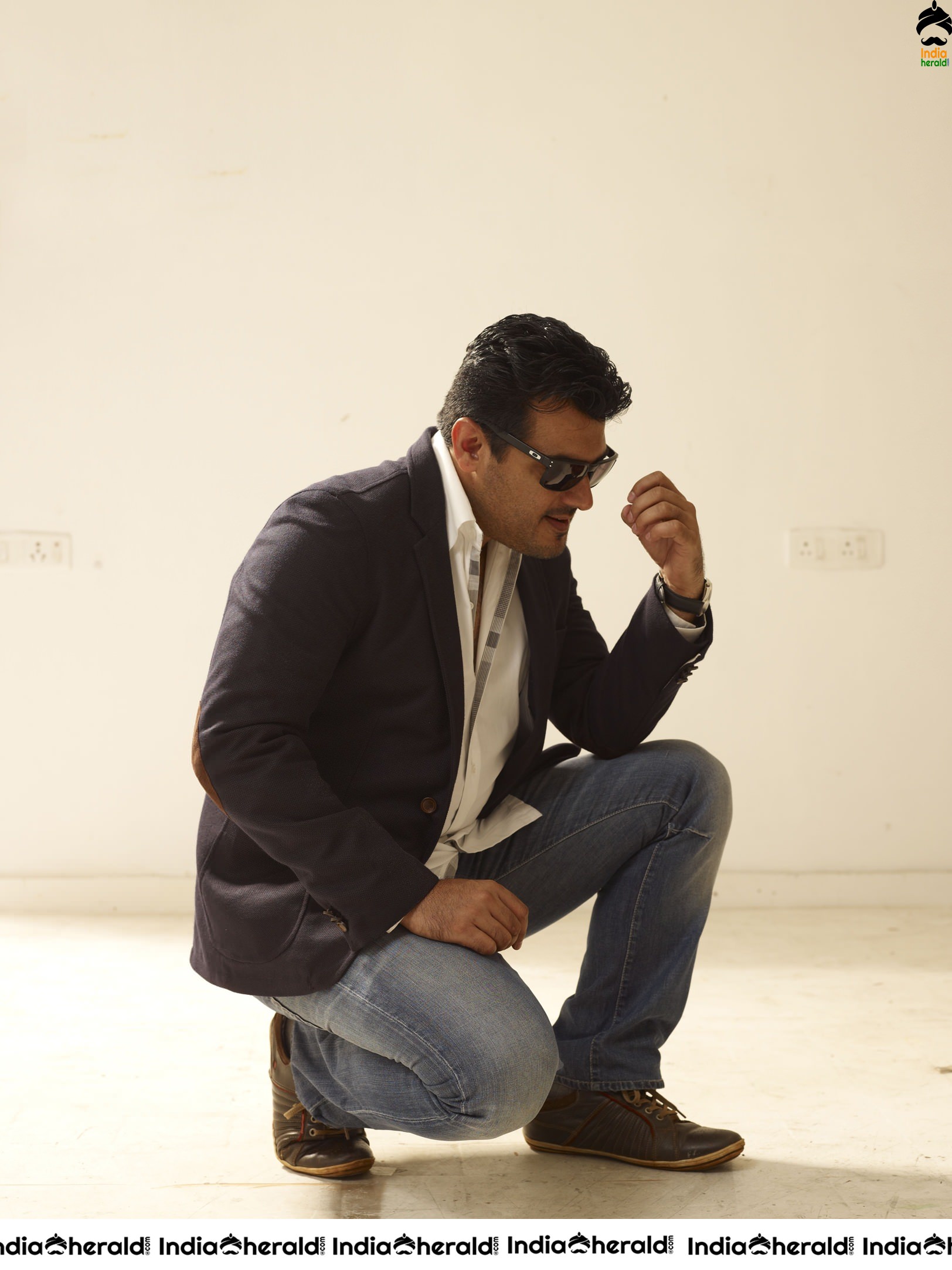 INDIA HERALD EXCLUSIVE Actor Ajith Unseen Stylish Photoshoot Stills as a Don Set 4