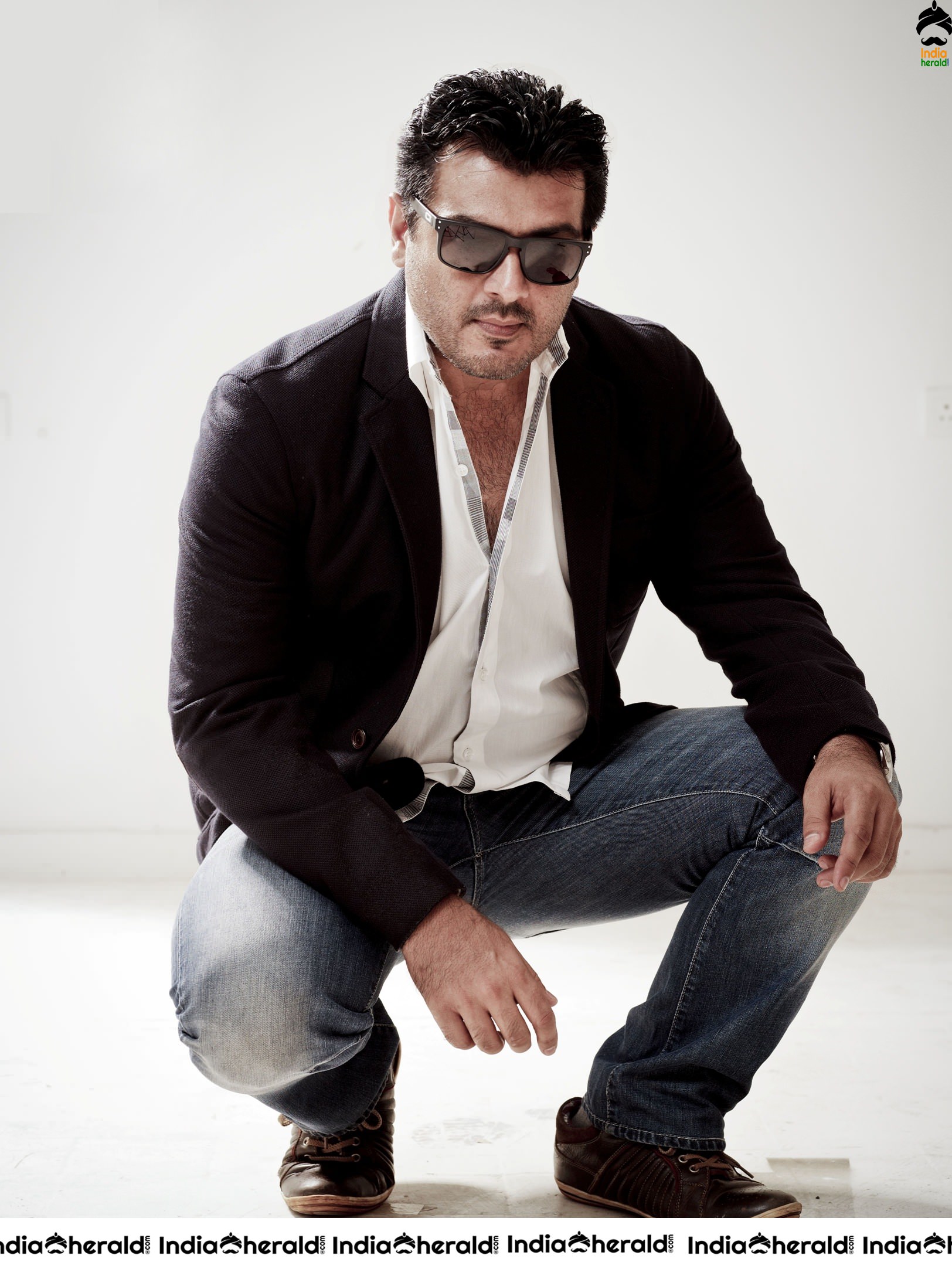 INDIA HERALD EXCLUSIVE Actor Ajith Unseen Stylish Photoshoot Stills as a Don Set 4