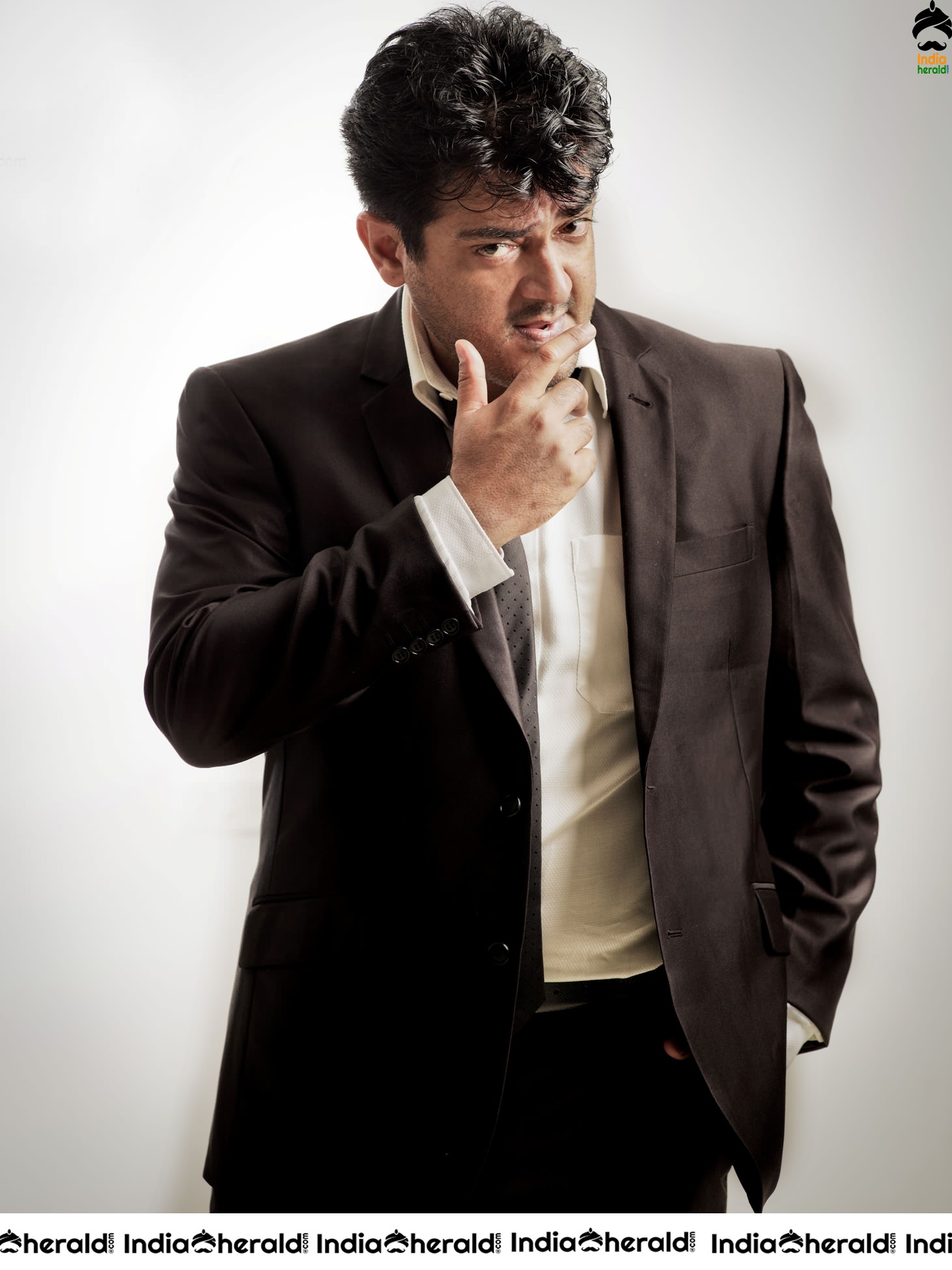 INDIA HERALD EXCLUSIVE Actor Ajith Unseen Stylish Photoshoot Stills as a Don Set 5