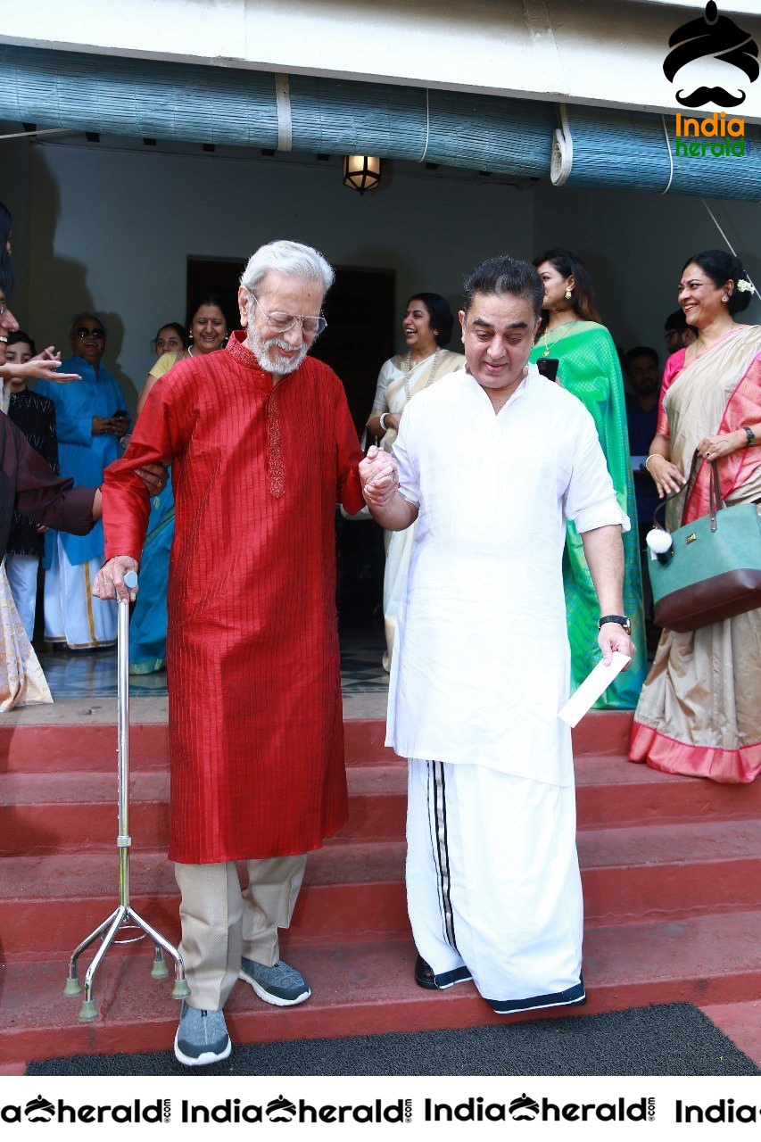 Kamal Haasan with his family at Paramakudi