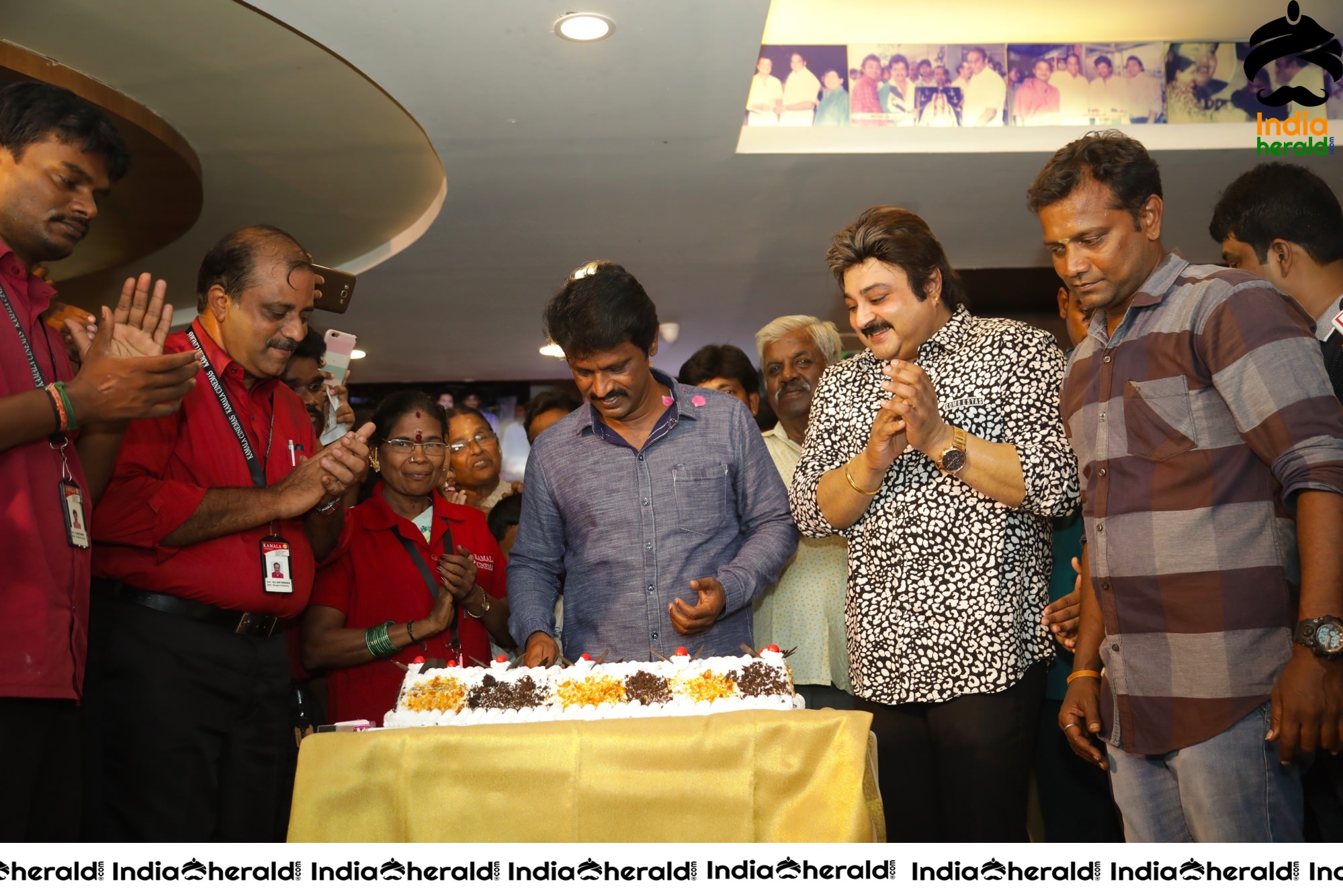 Kamala Cinemas Honours Director Cheran Post Biggboss Success Set 2