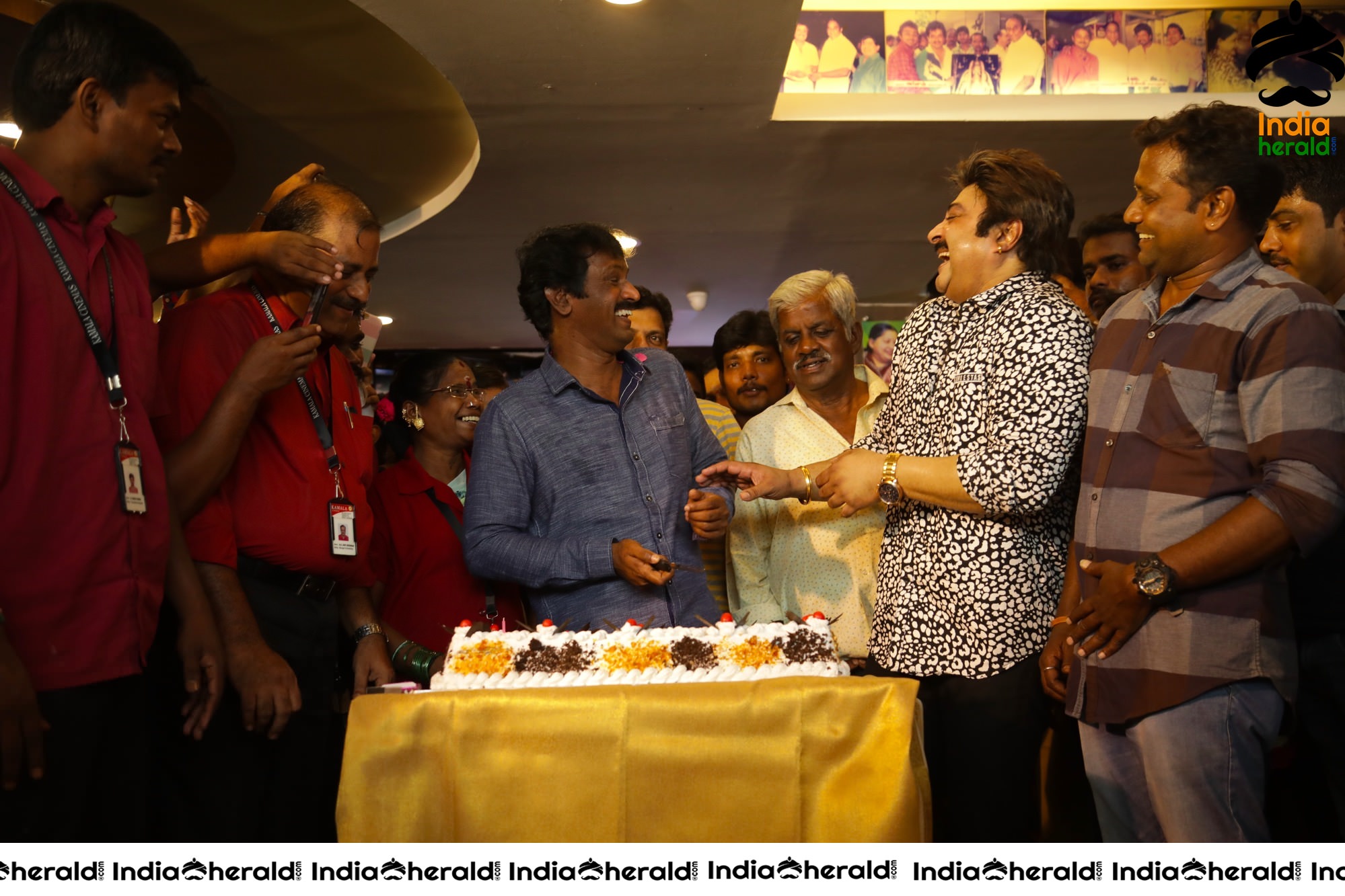Kamala Cinemas Honours Director Cheran Post Biggboss Success Set 2