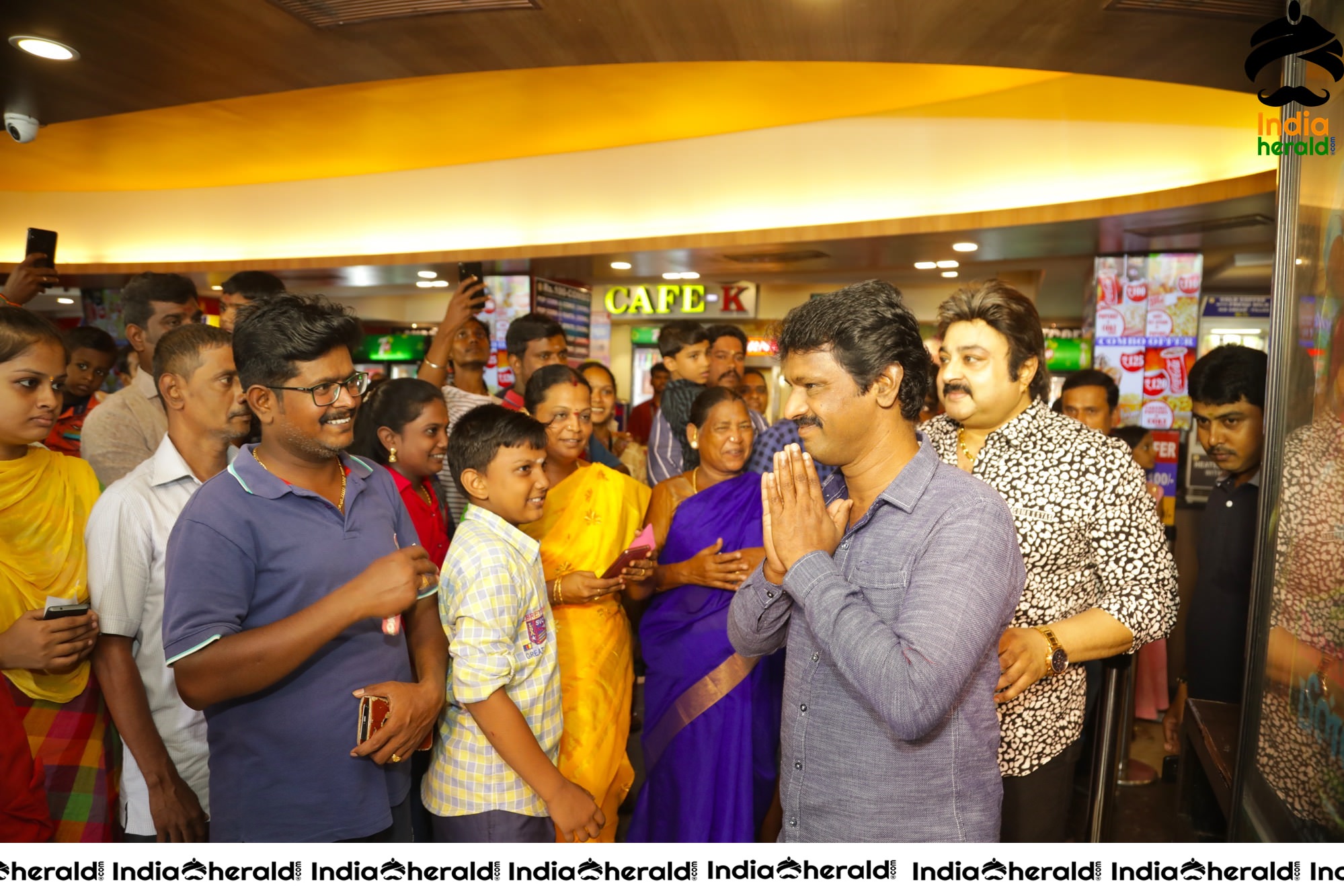 Kamala Cinemas Honours Director Cheran Post Biggboss Success Set 2