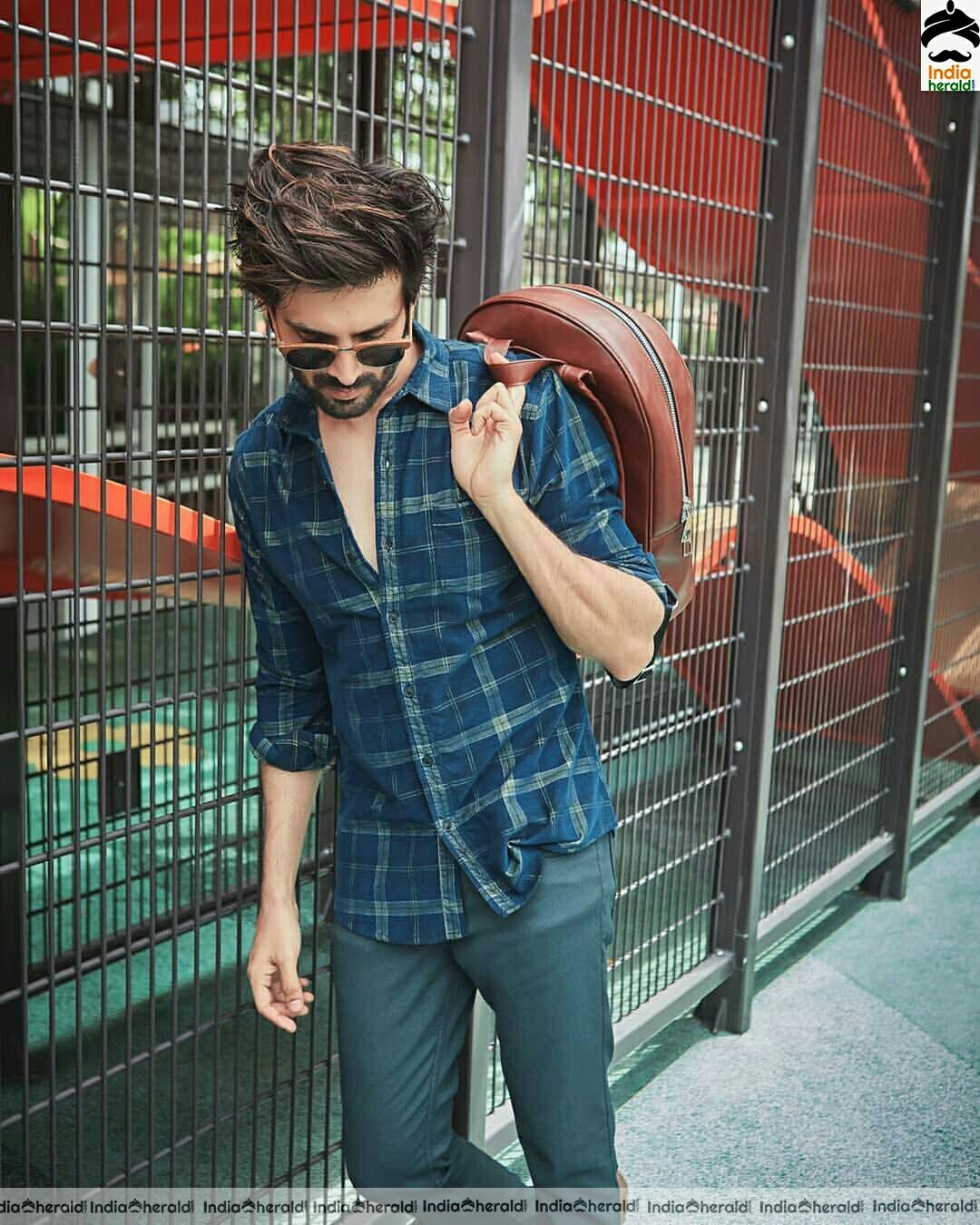 Karti Kaaryan Latest Stills